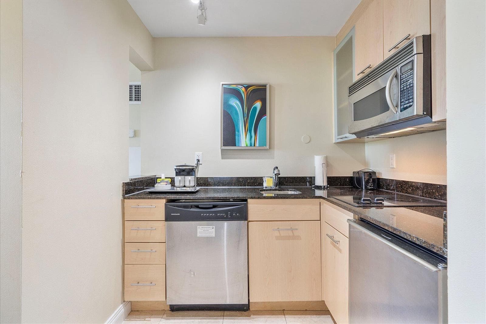 11-2670 E Sunrise Blvd #409_011