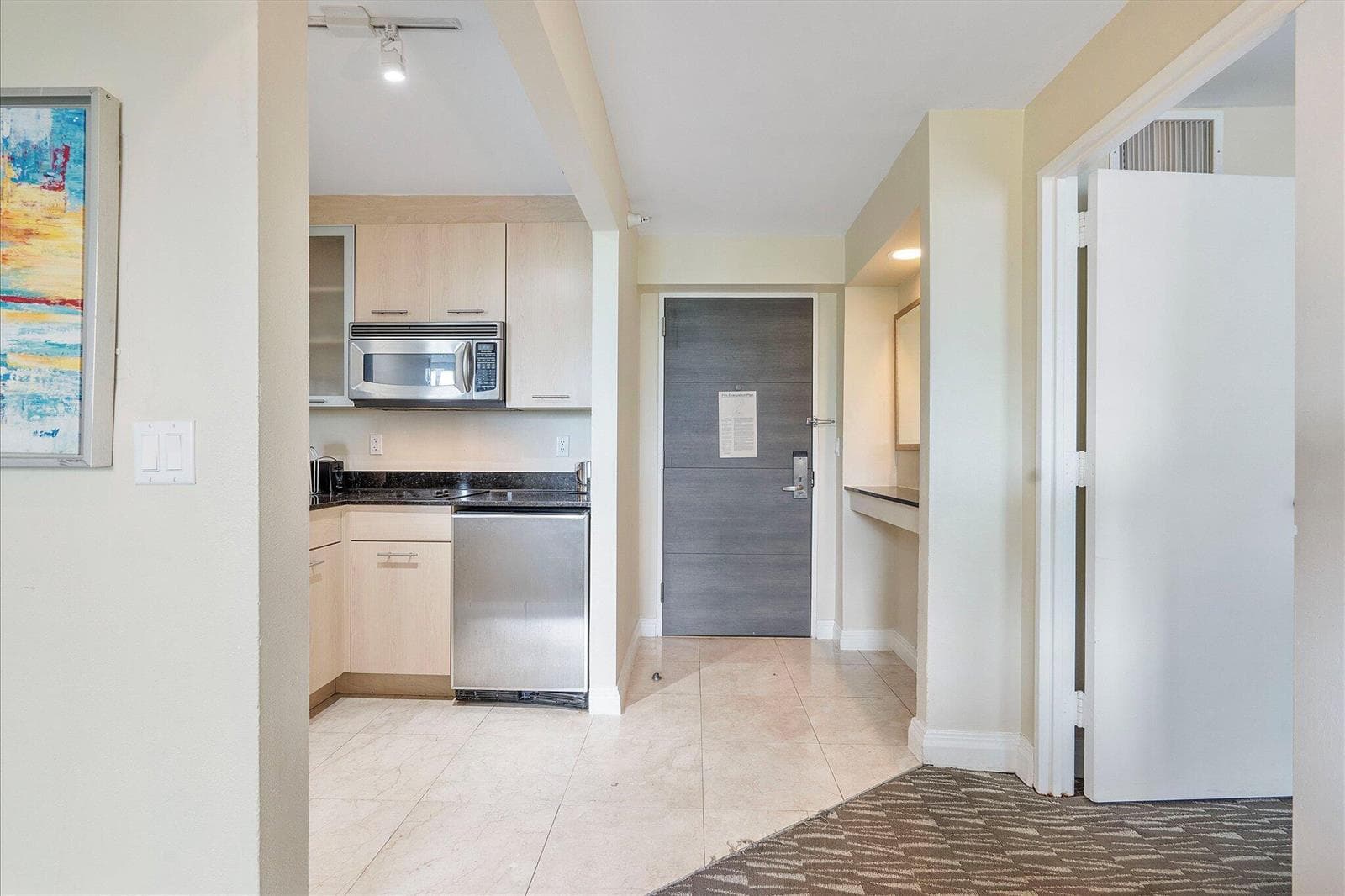 09-2670 E Sunrise Blvd #409_009
