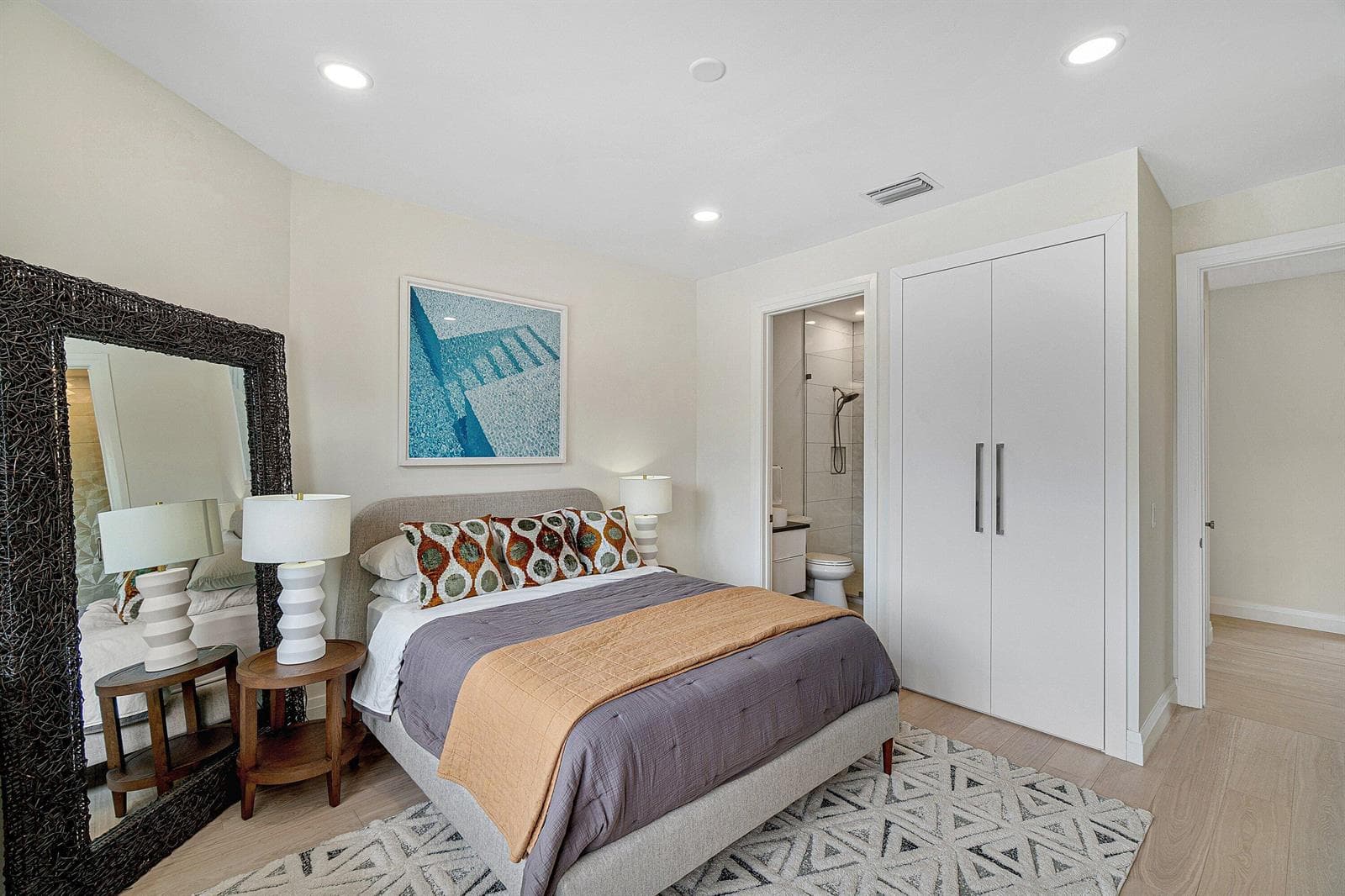 2nd Bedroom