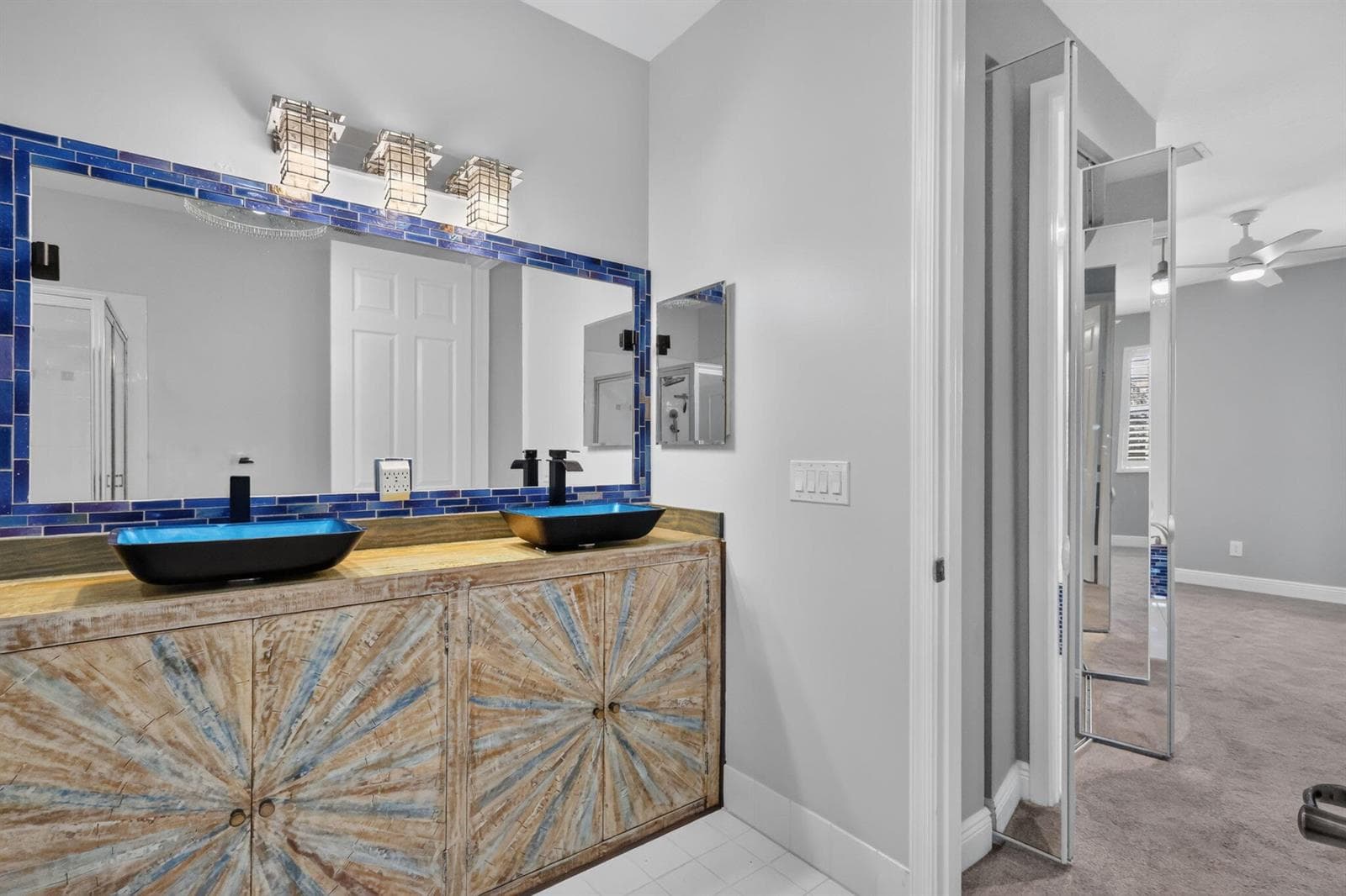 Primary Bath shower and soaking tub!