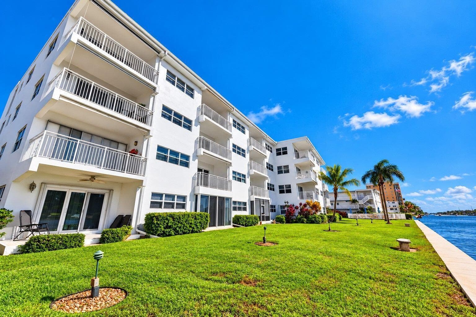 53-web-or-mls-BLDG Rear Intracoastal vie