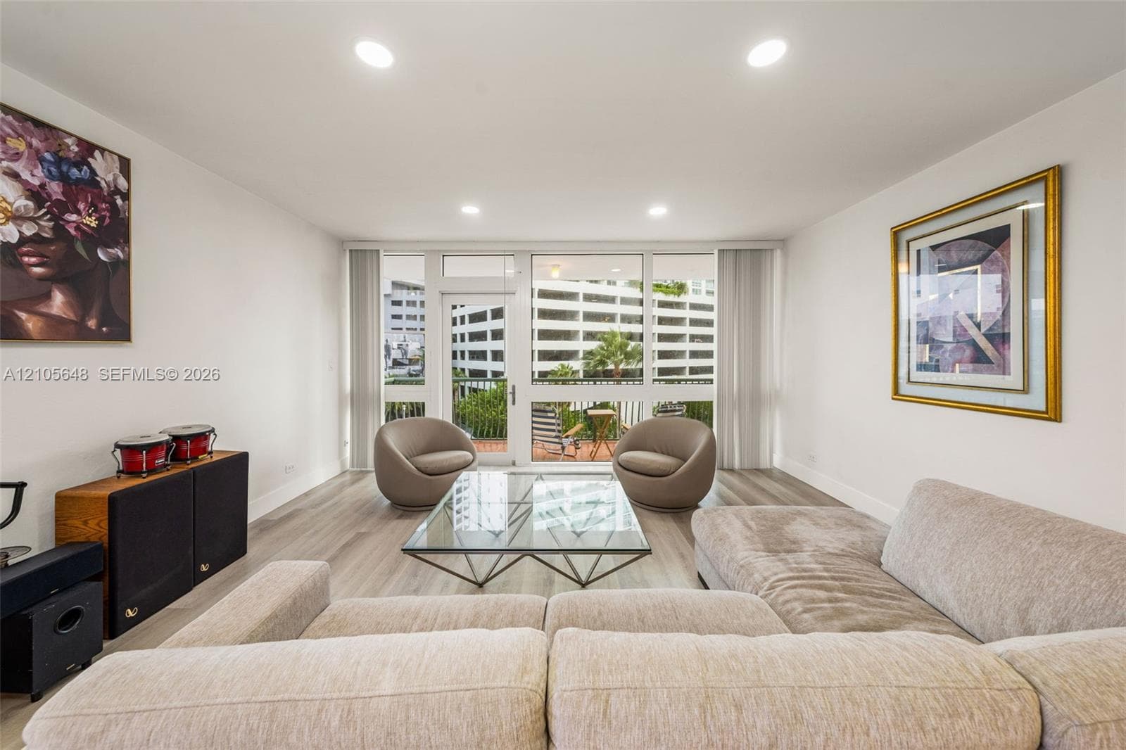 BRICKELL BAY TOWER CONDO · #518 in Miami - Photo 2