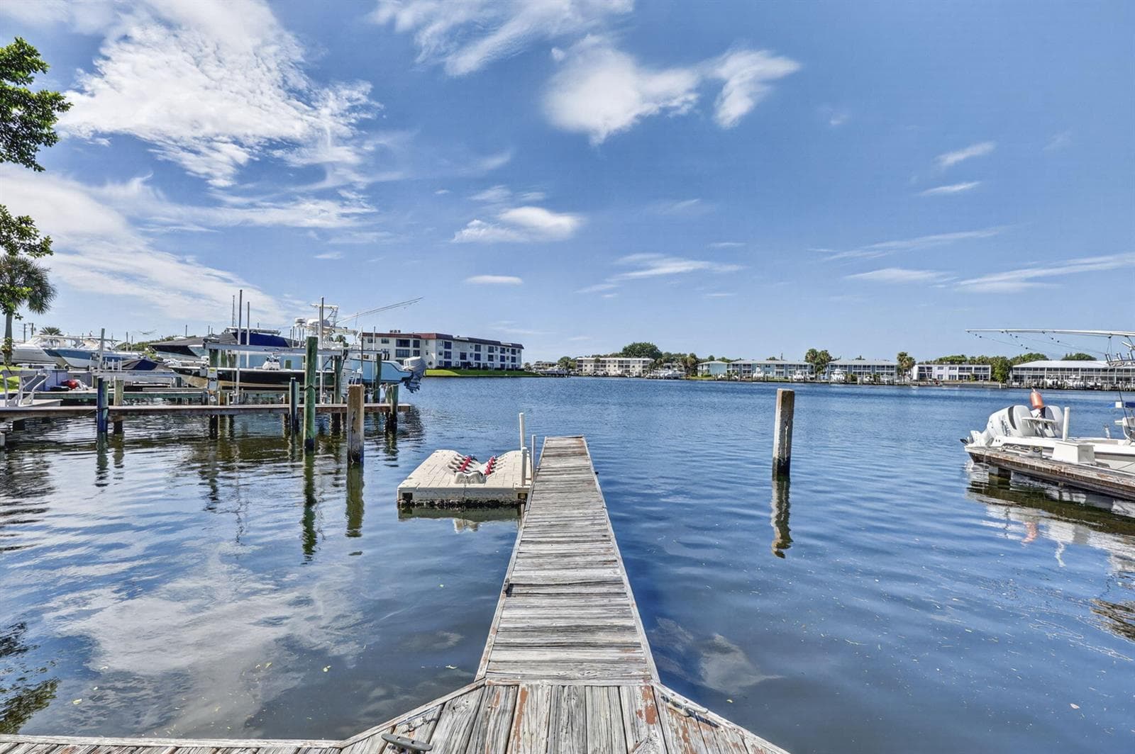Dock