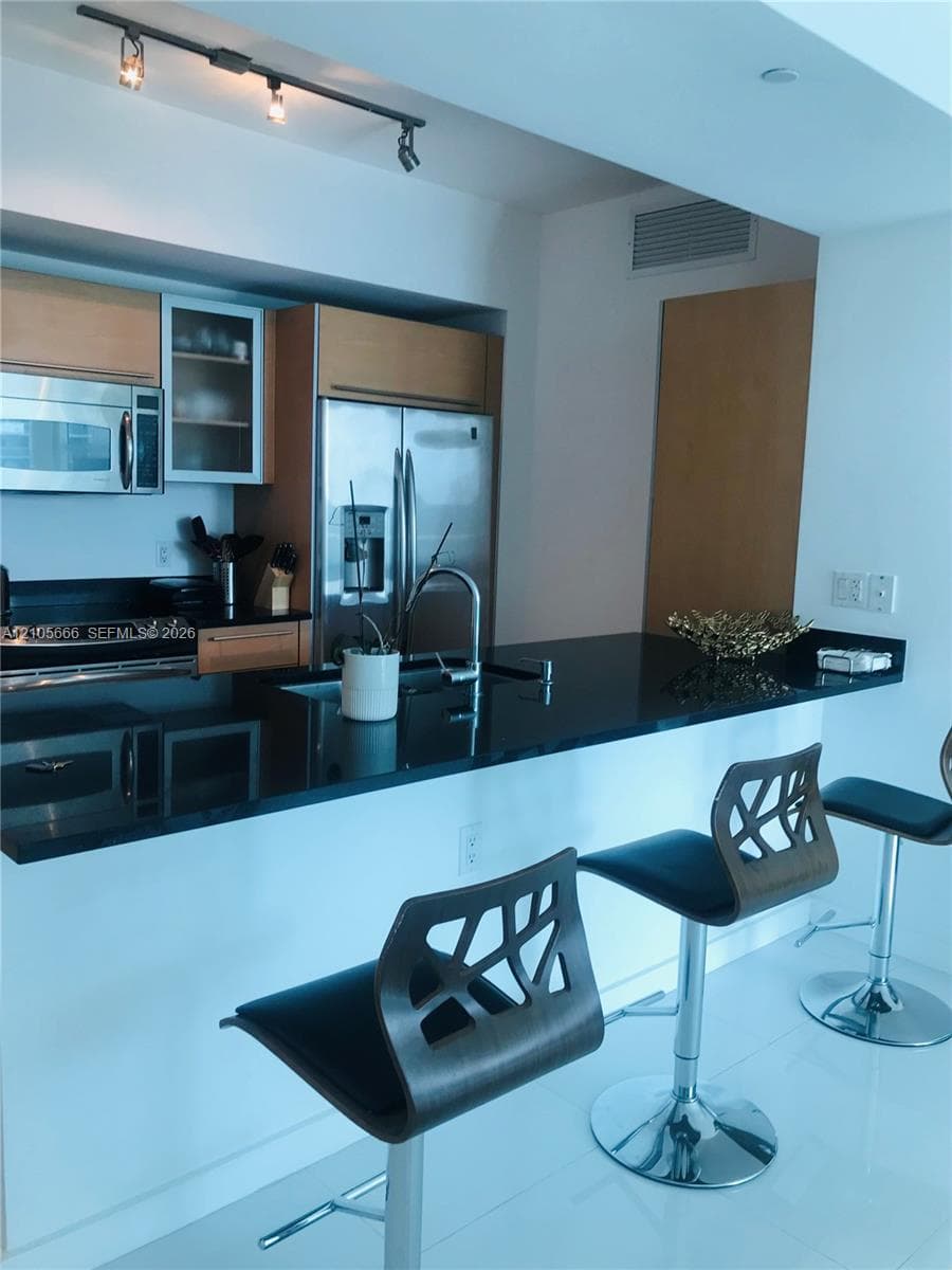 The Plaza on Brickell West · #2410 in Miami - Photo 3