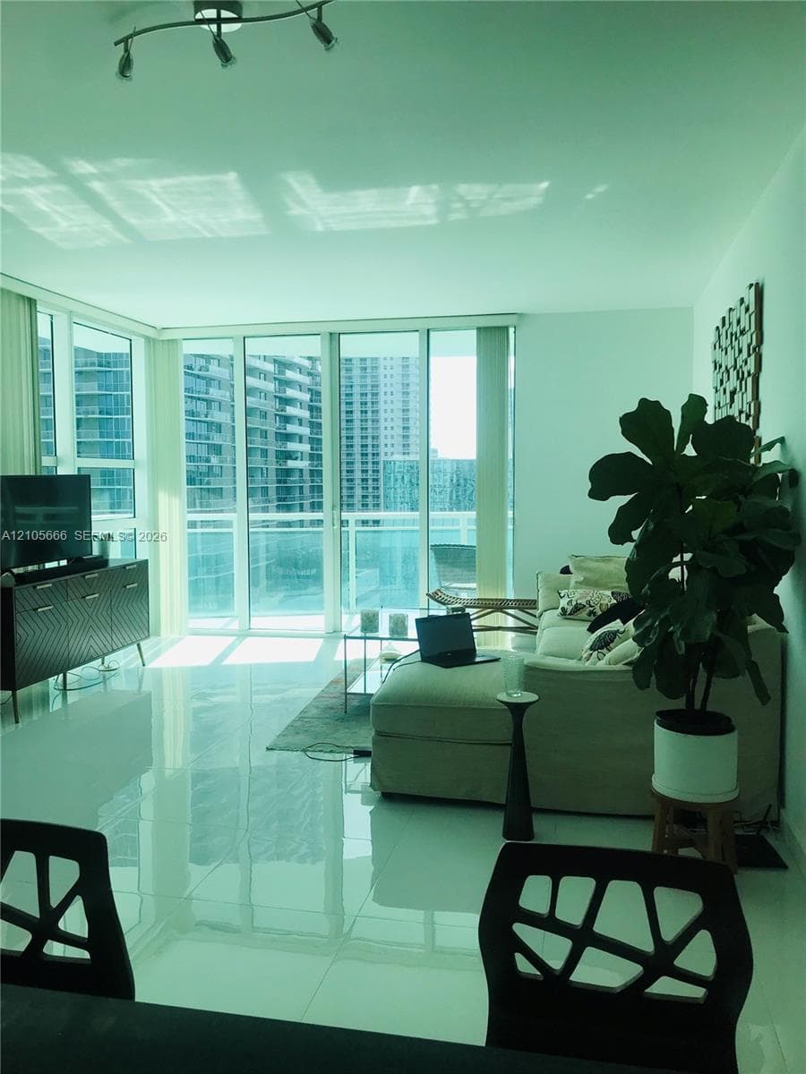 The Plaza on Brickell West · #2410 in Miami - Photo 1