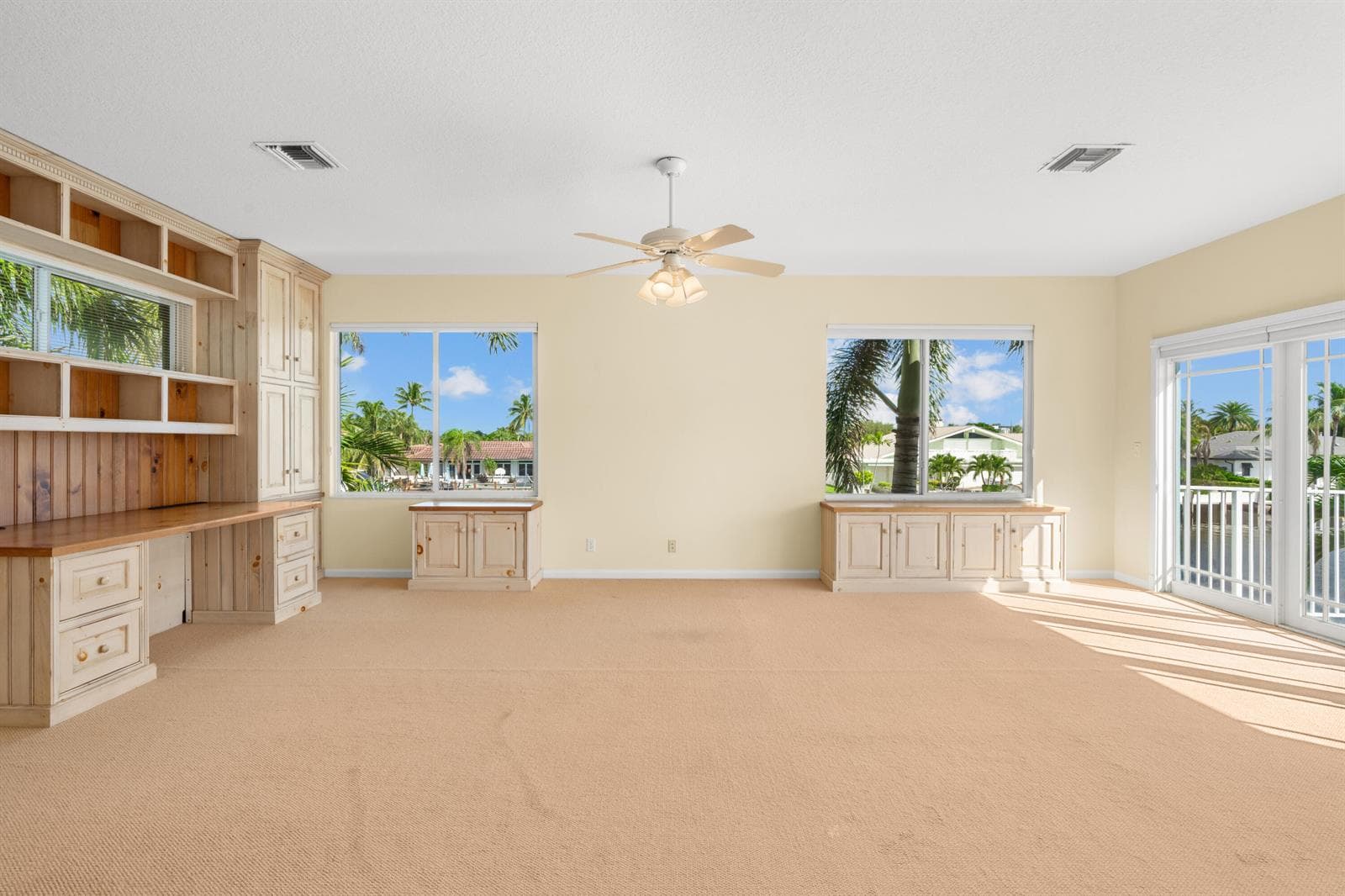 Living Area 2