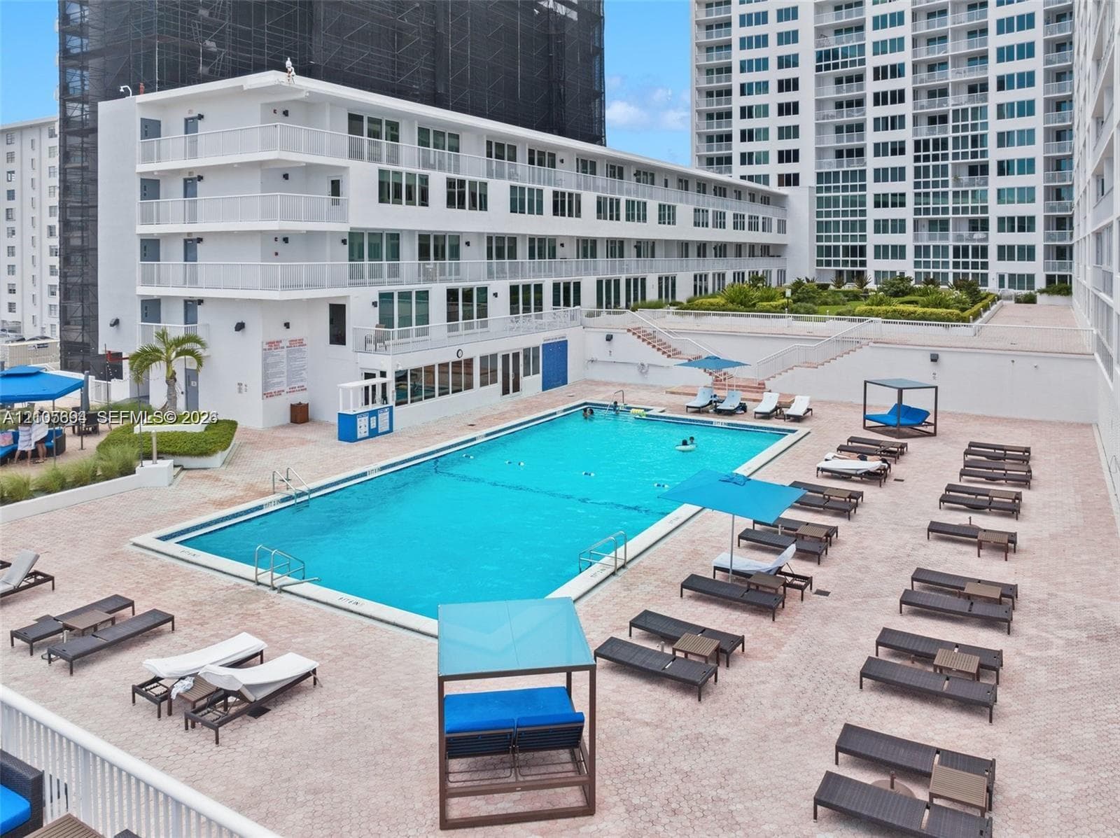 THE CARRIAGE HOUSE CONDO · #807 in Miami Beach - Photo 30