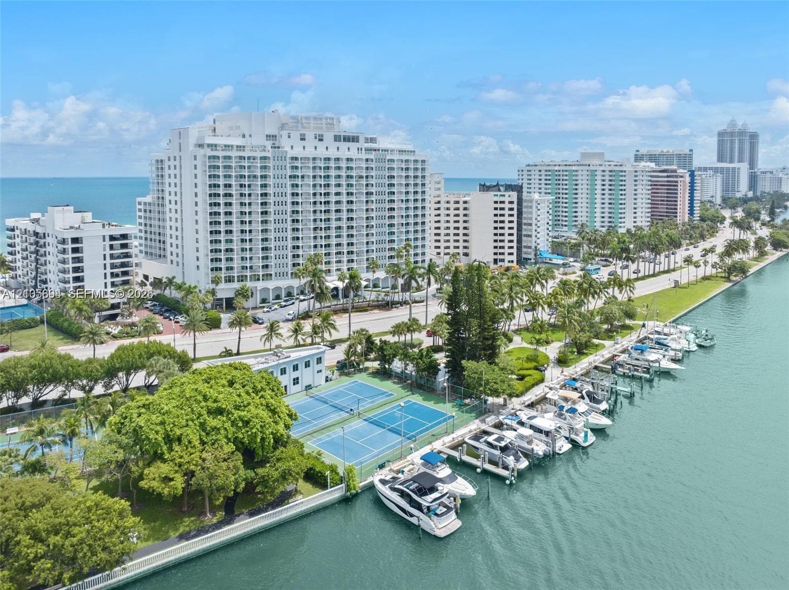 THE CARRIAGE HOUSE CONDO · #807 in Miami Beach - Photo 37