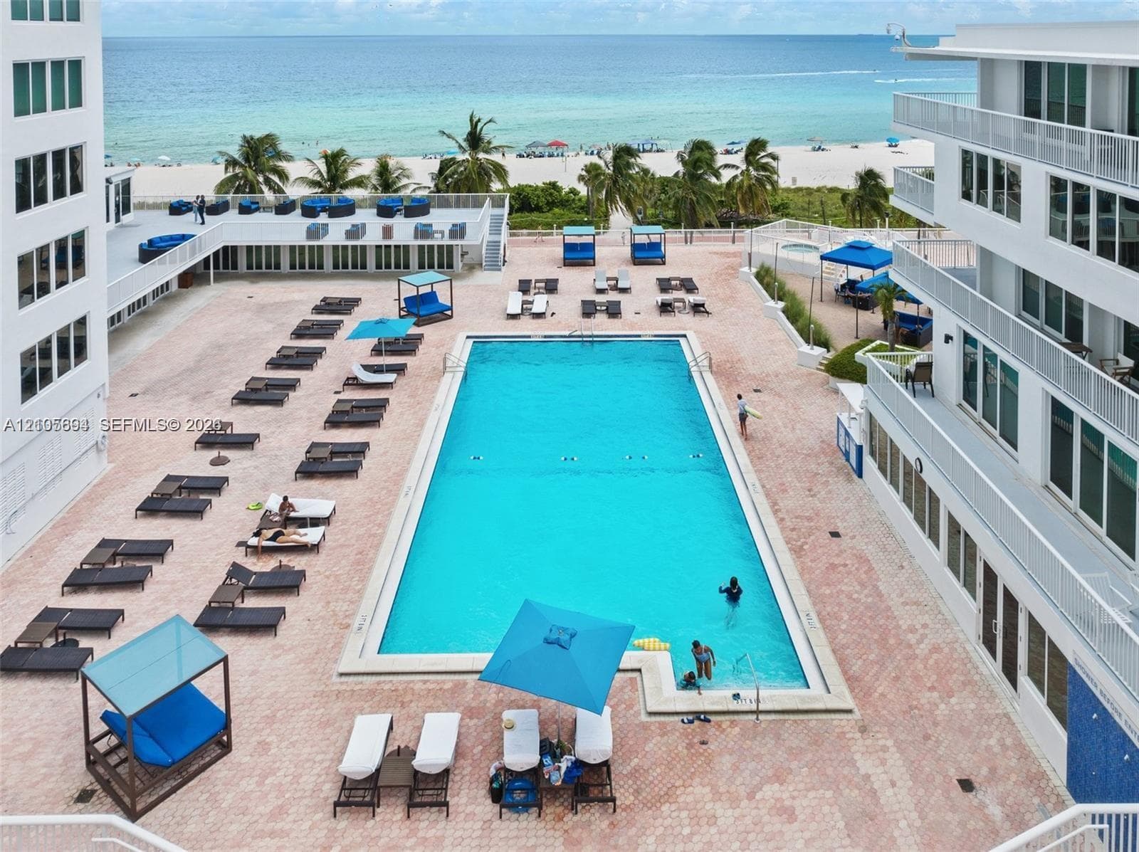 THE CARRIAGE HOUSE CONDO · #807 in Miami Beach - Photo 31