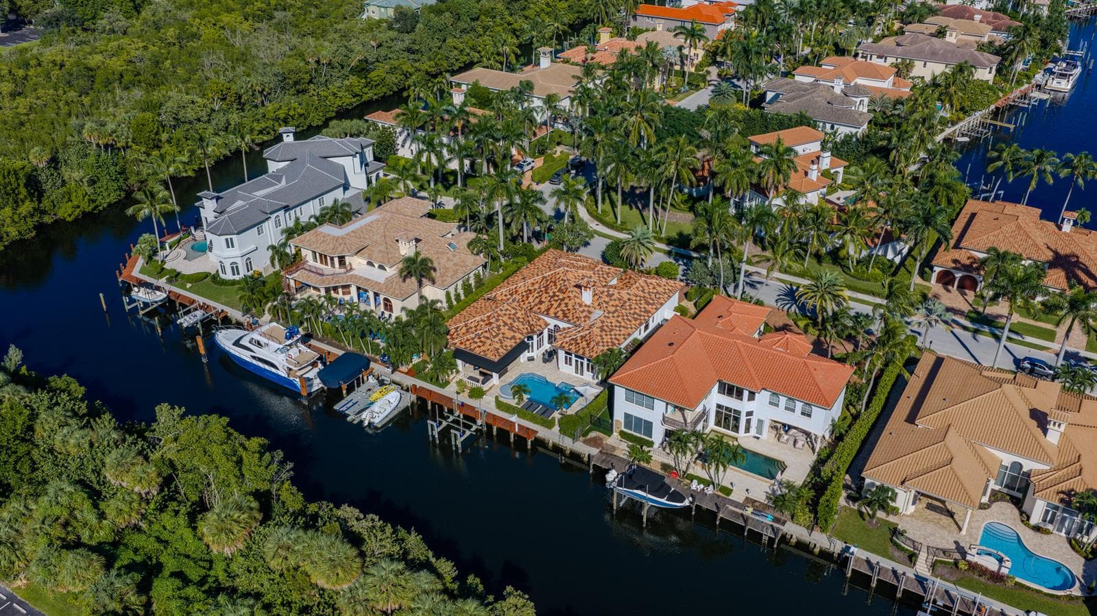 817HarborIsles_Drone_MLS-24