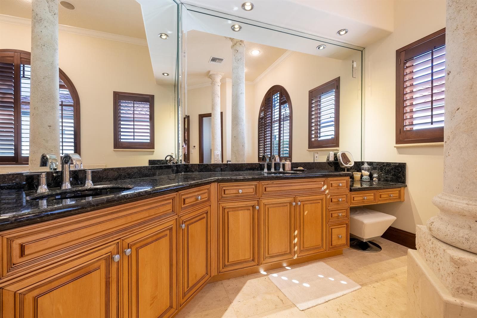 817HarborIsles_MLS-9