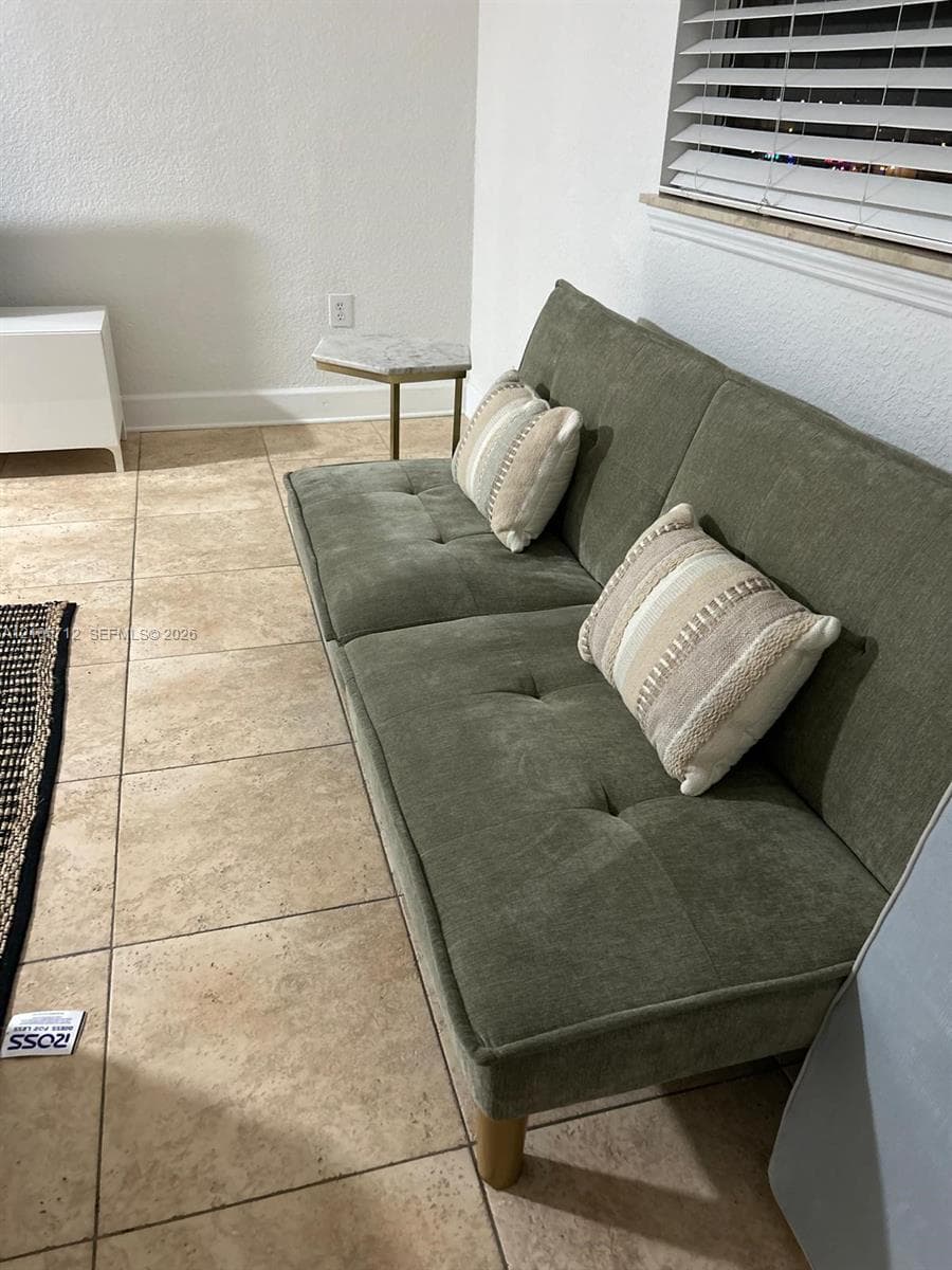 401 BLU OF NORTH BEACH CO · #603 in Miami Beach - Photo 16