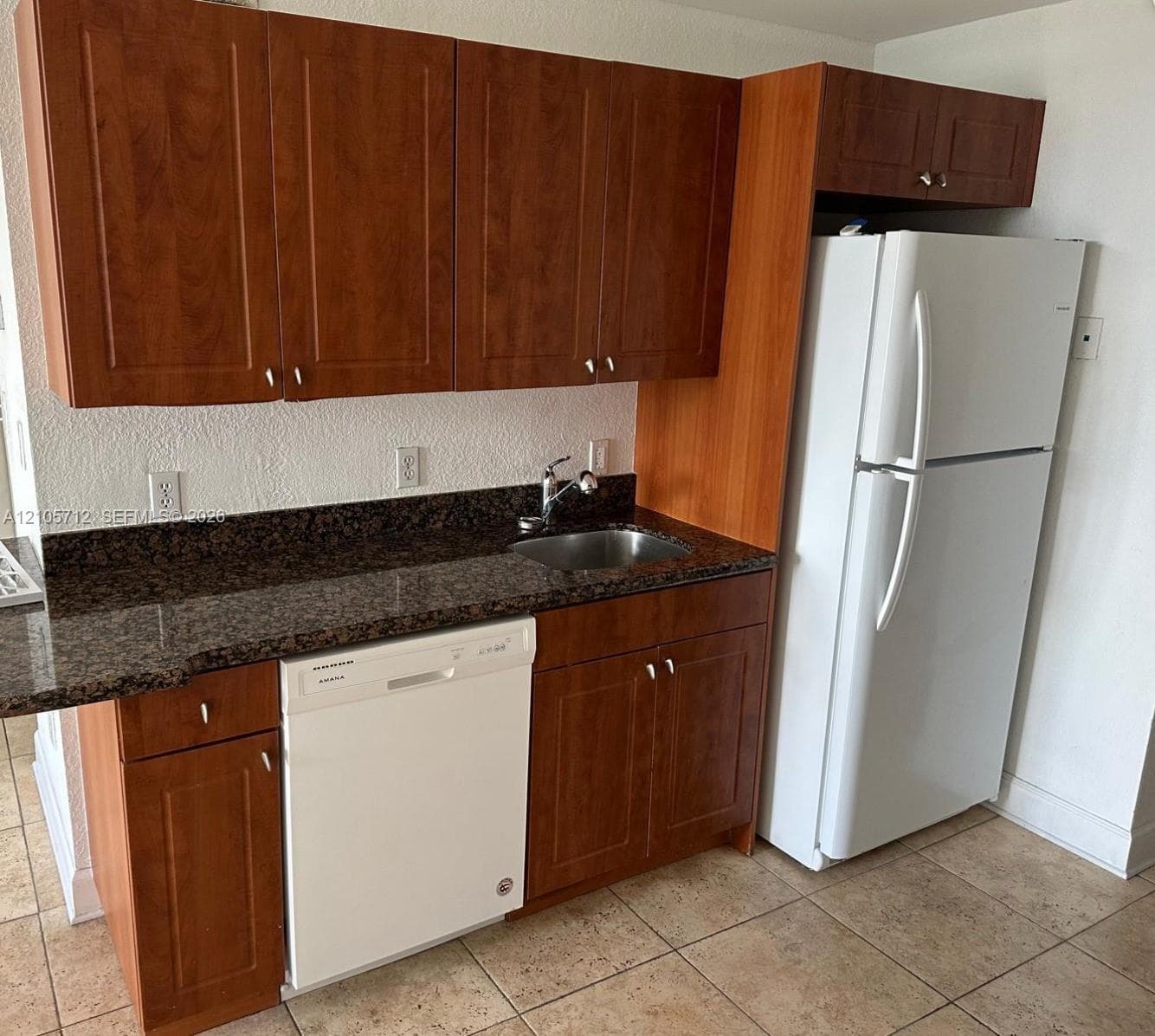 401 BLU OF NORTH BEACH CO · #603 in Miami Beach - Photo 3