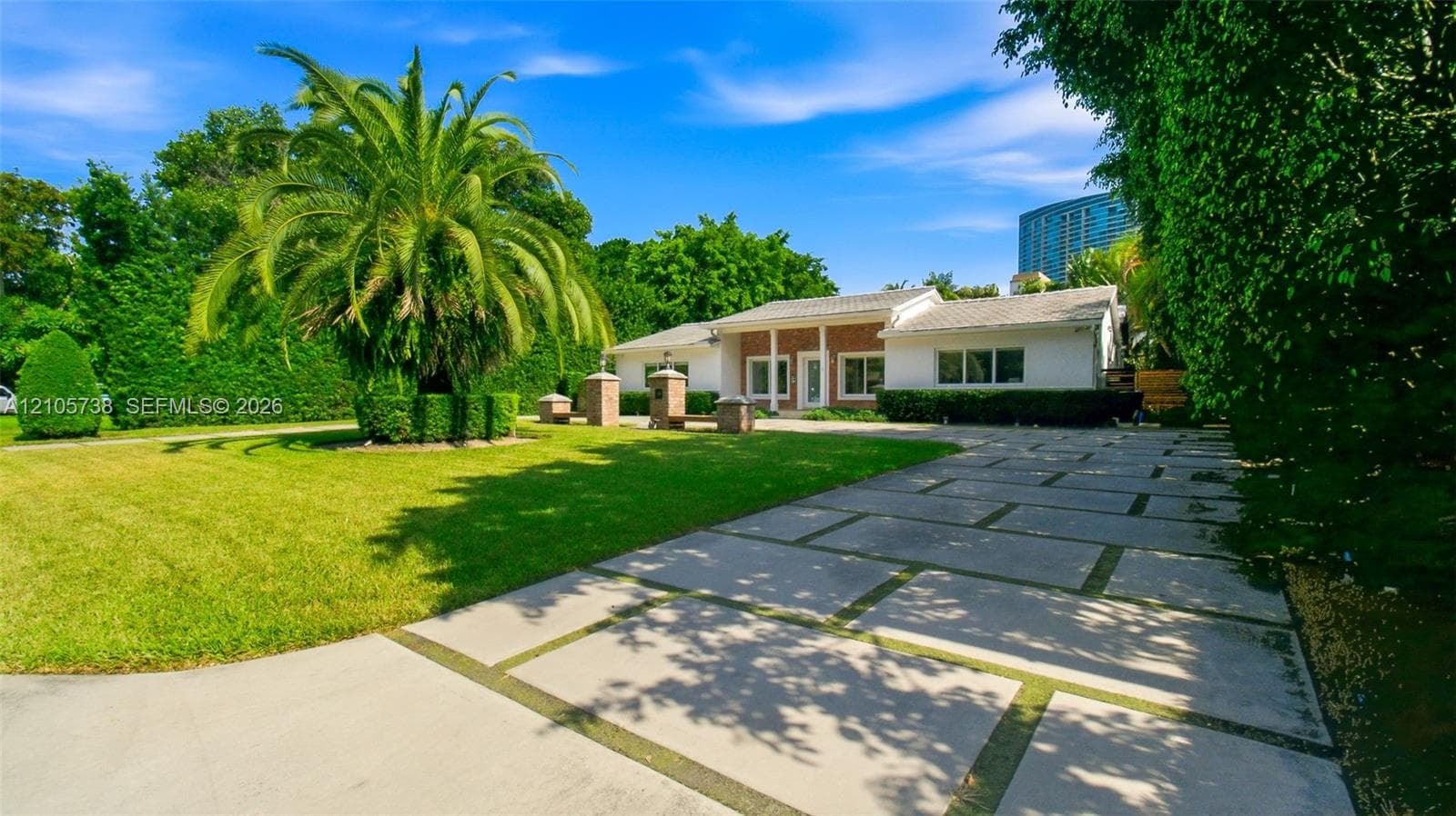 530 Sabal Palm Rd photo 3