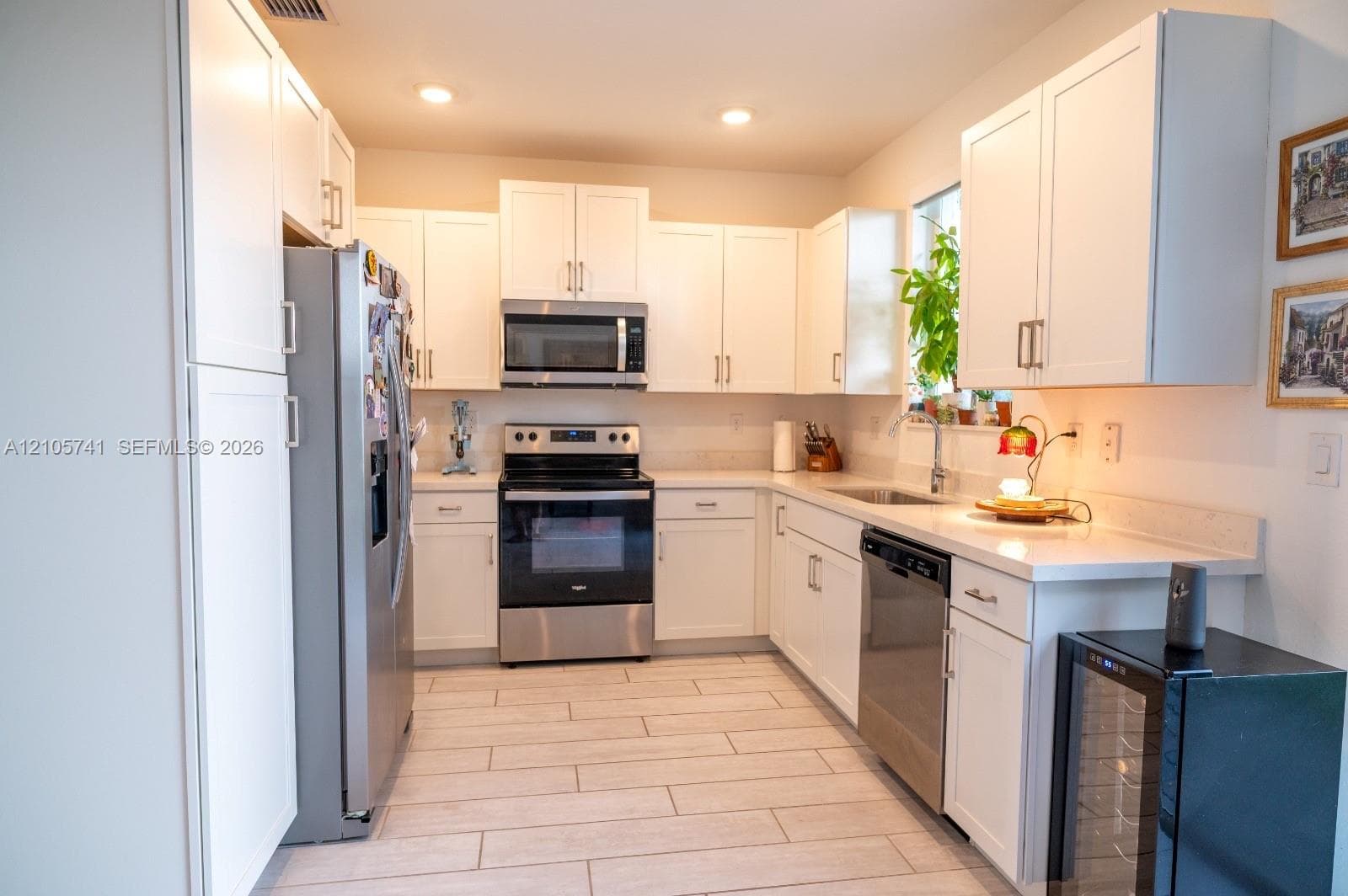1026 SE 23rd Ave #0 photo 4