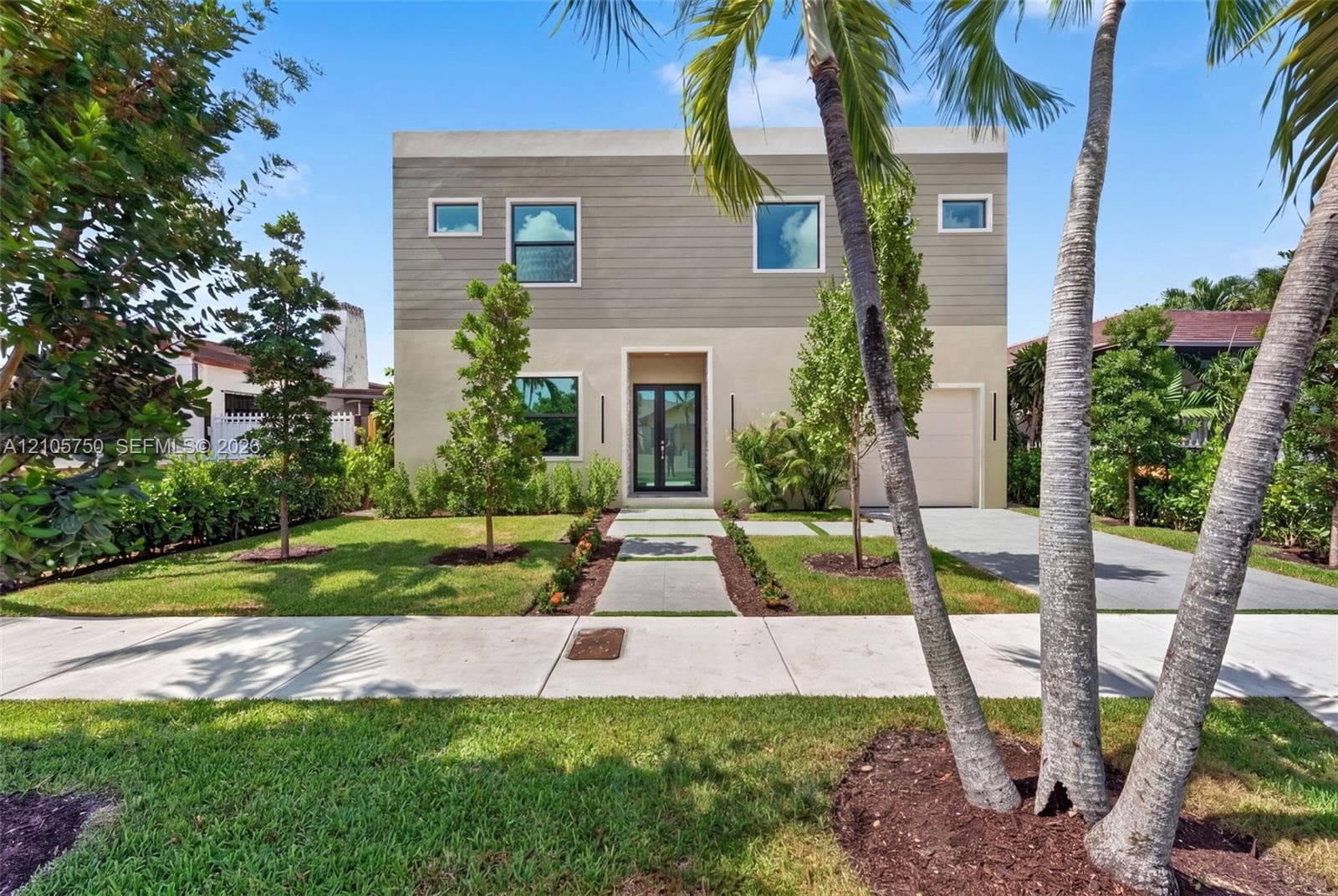 2240 SW 13th St #2240 photo 2