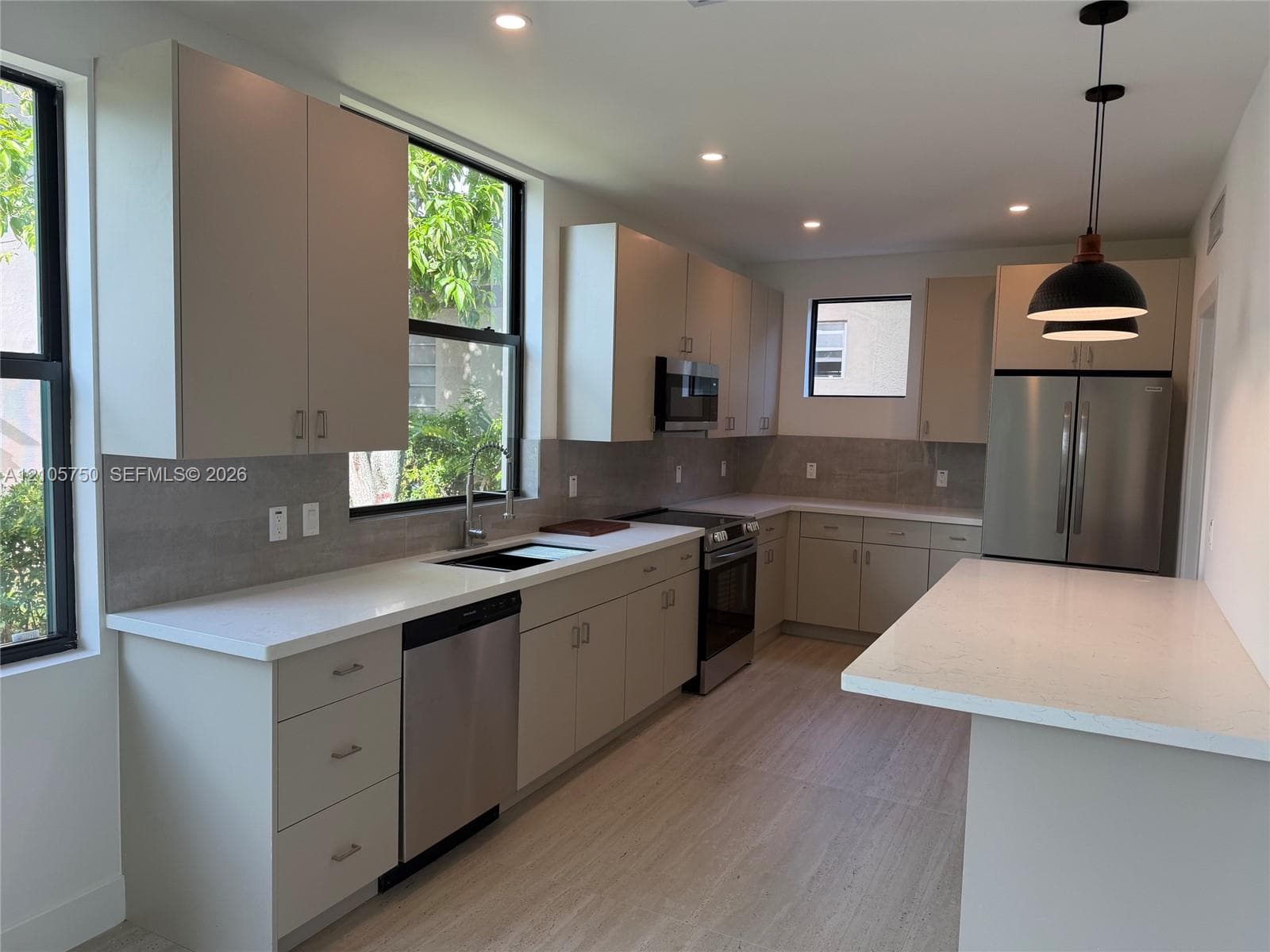2240 SW 13th St #2240 photo 35