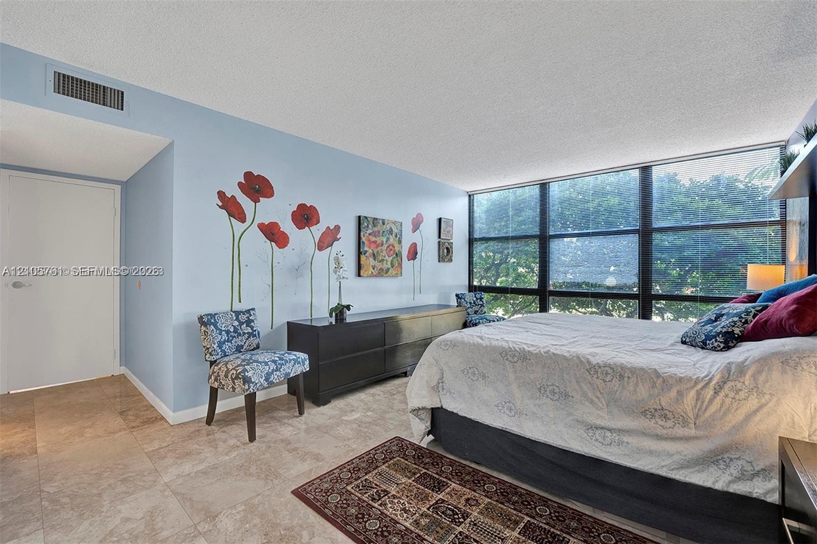 OCEANVIEW PARK CONDO · #231 in Hallandale Beach - Photo 18