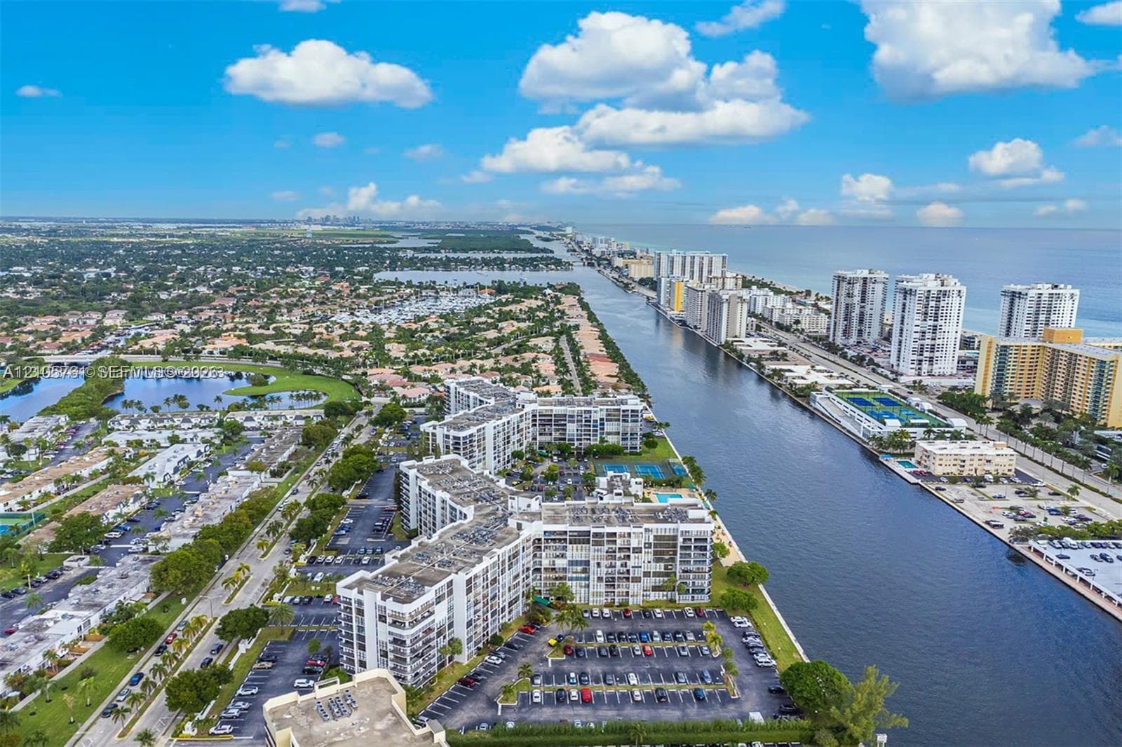 OCEANVIEW PARK CONDO · #231 in Hallandale Beach - Photo 31