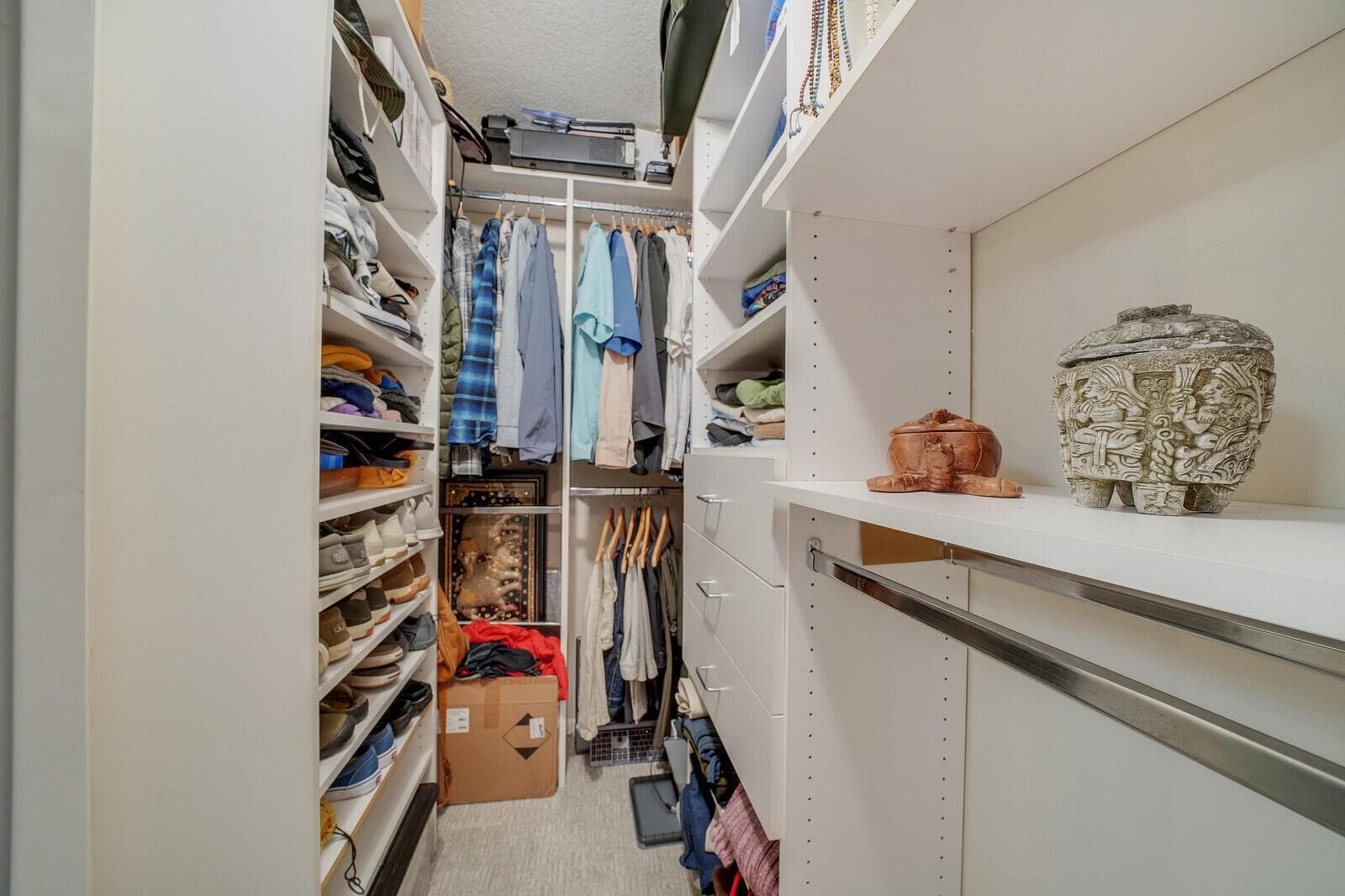 Closet 2