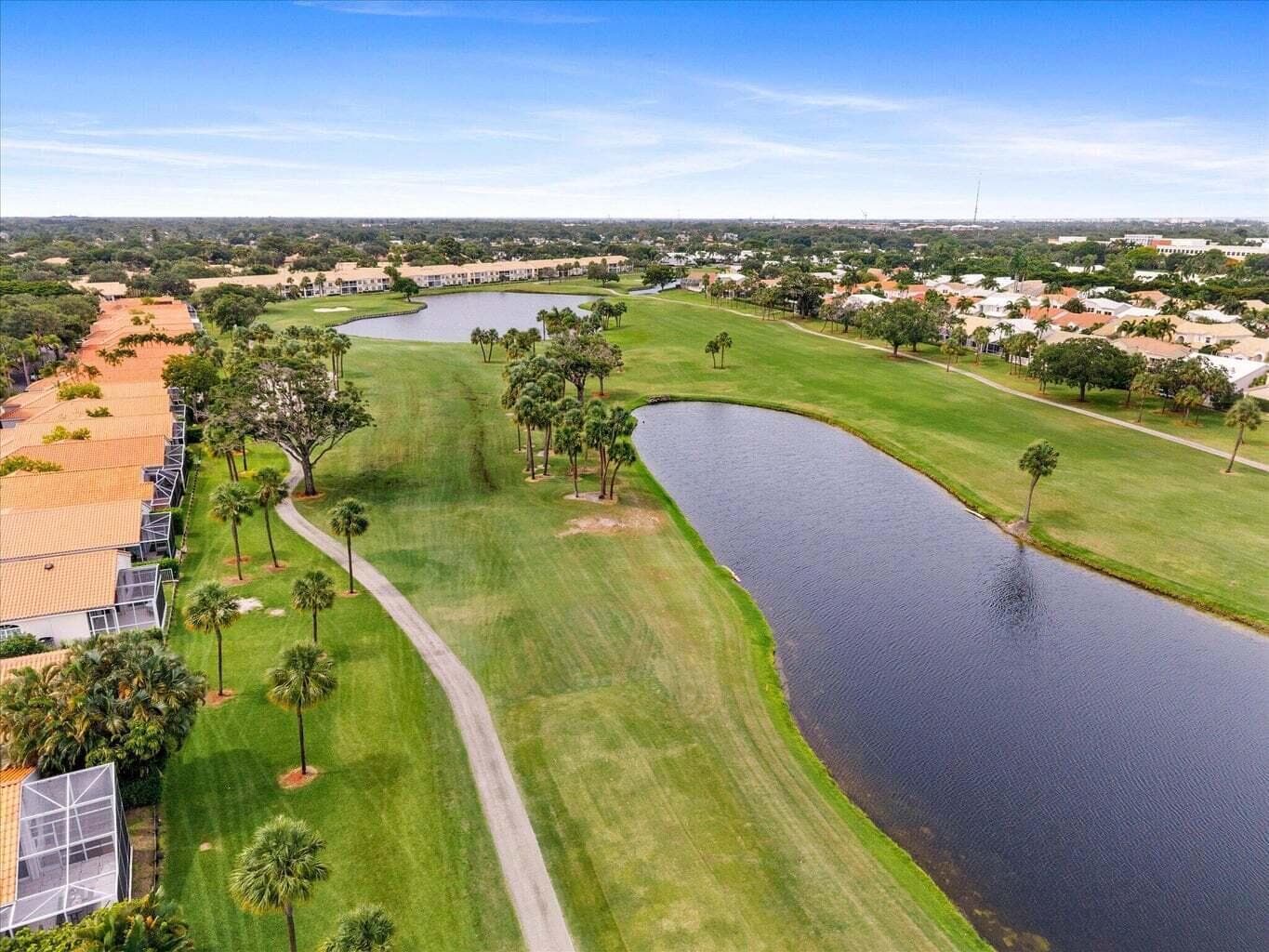The home overlooks the course!