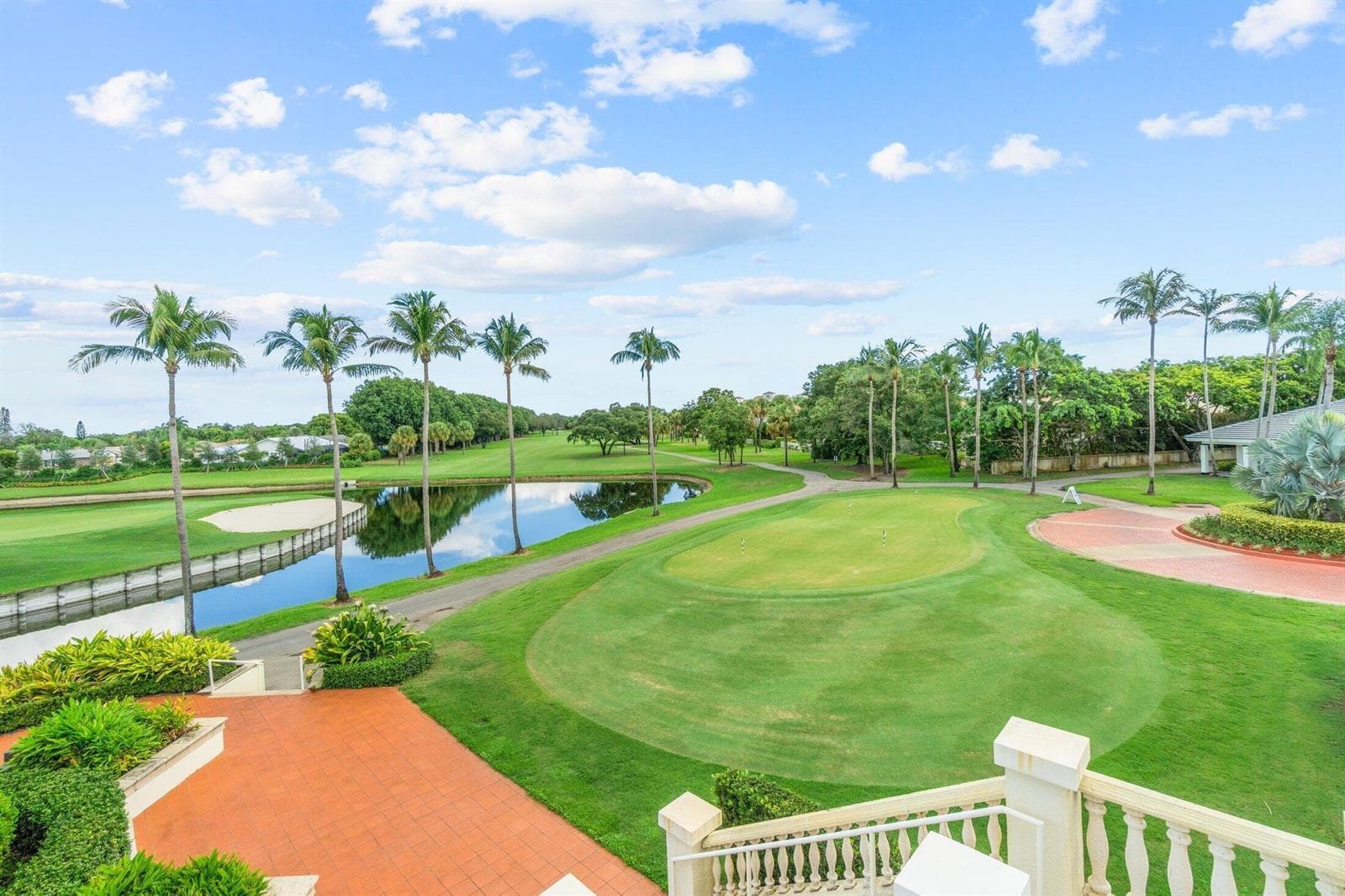 Picturesque Public golf