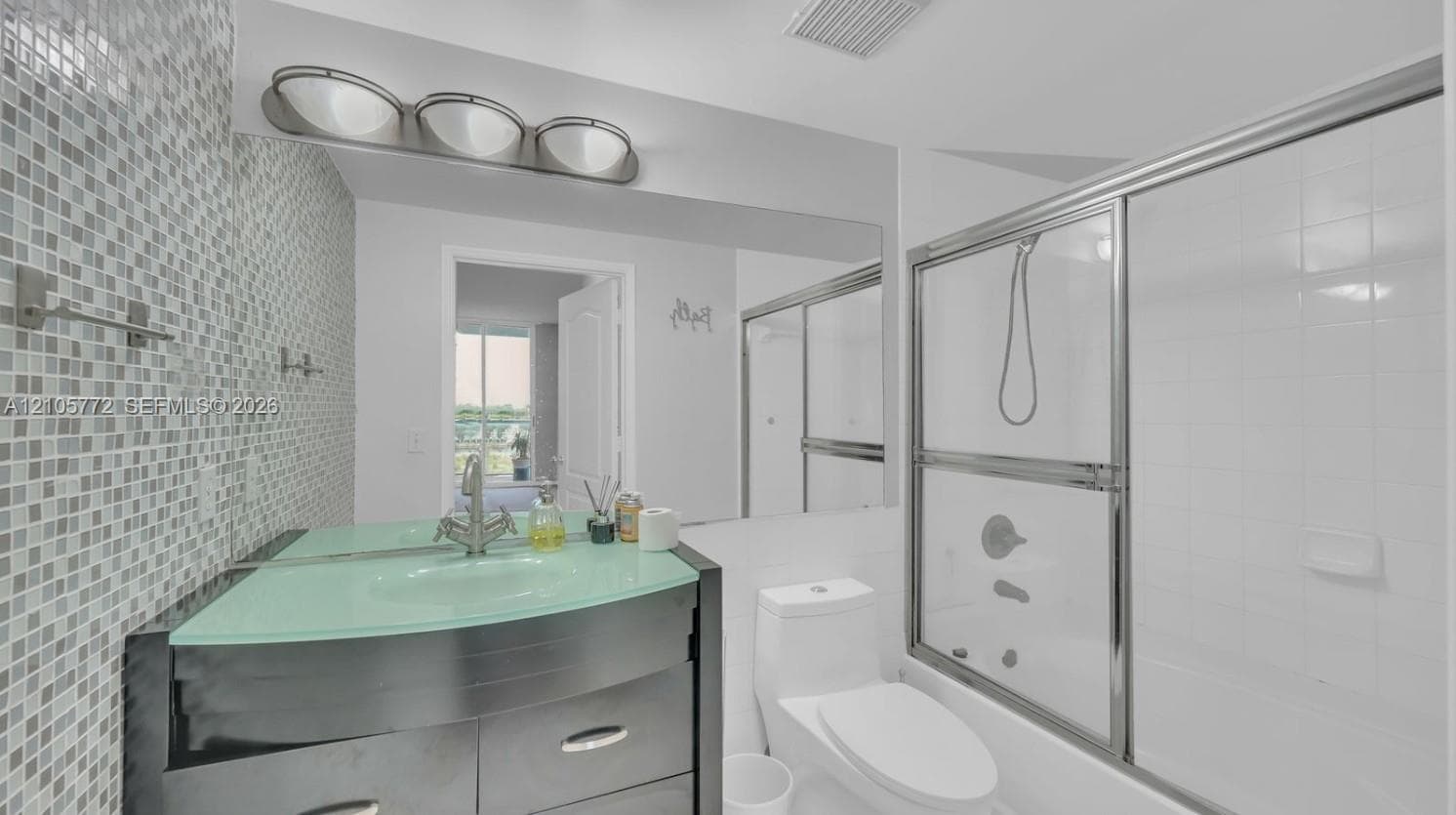BLUE LAGOON CONDO · #503 in Miami - Photo 15