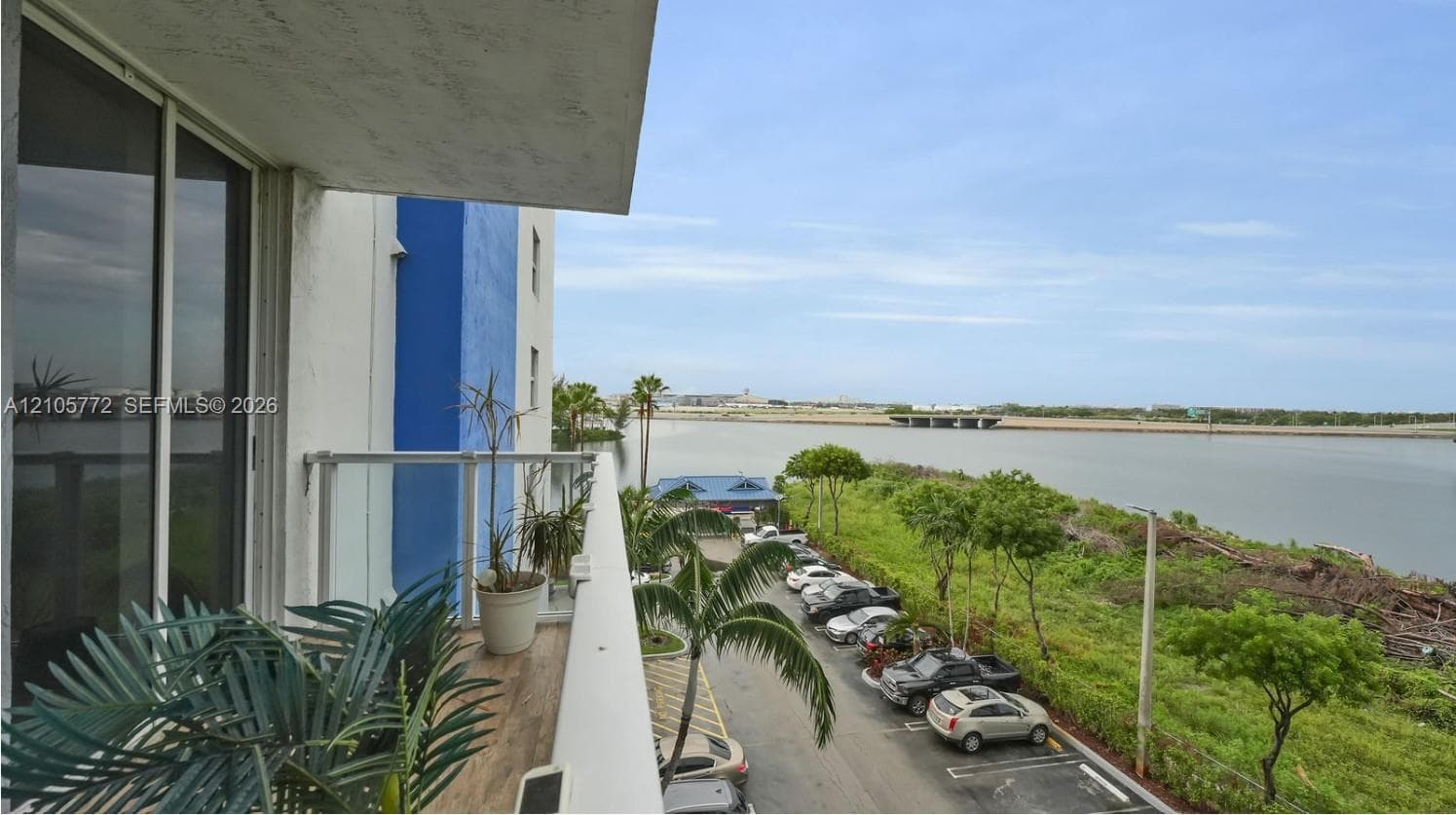 BLUE LAGOON CONDO · #503 in Miami - Photo 21