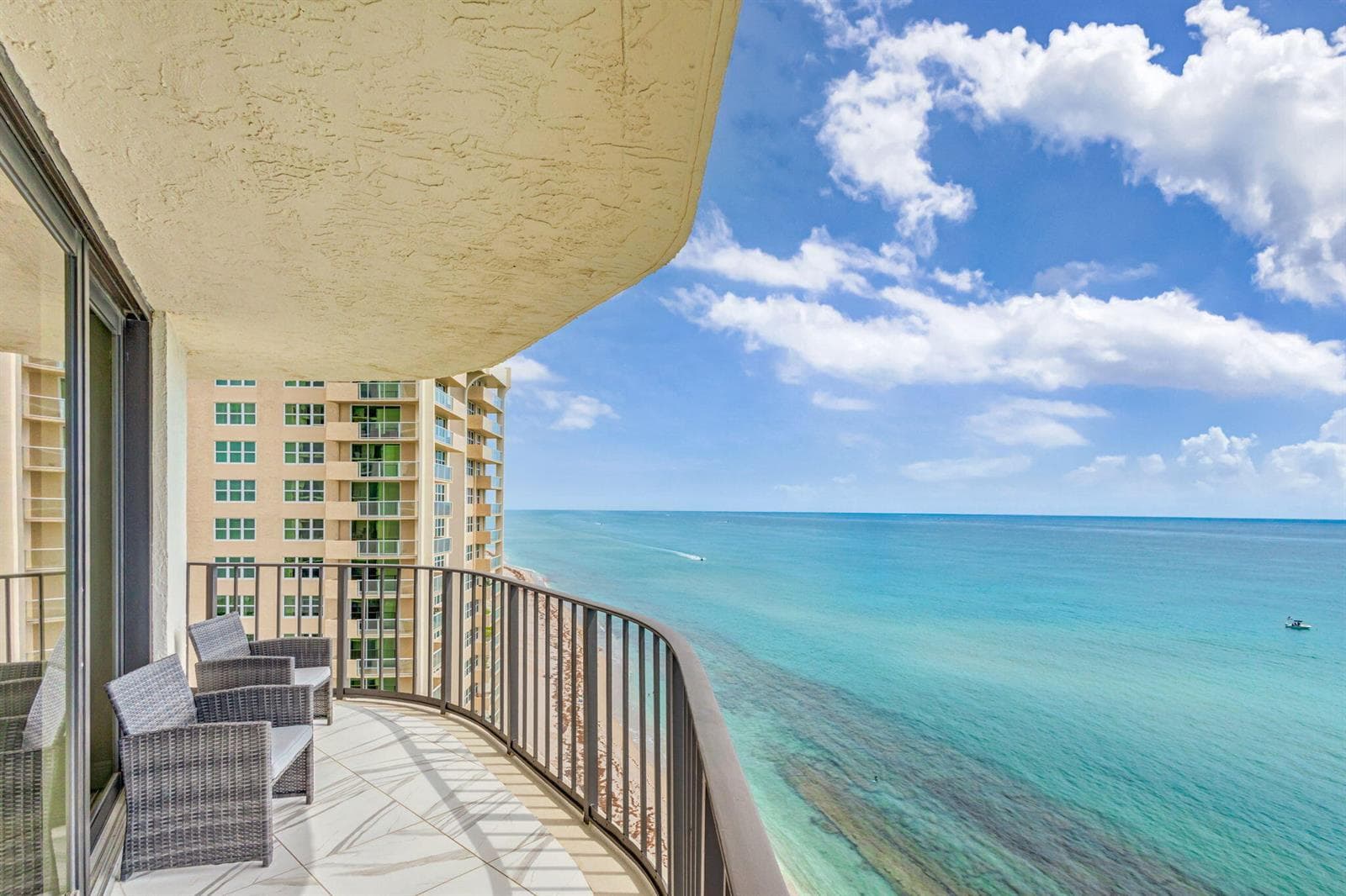 5420 N Ocean Drive 1401