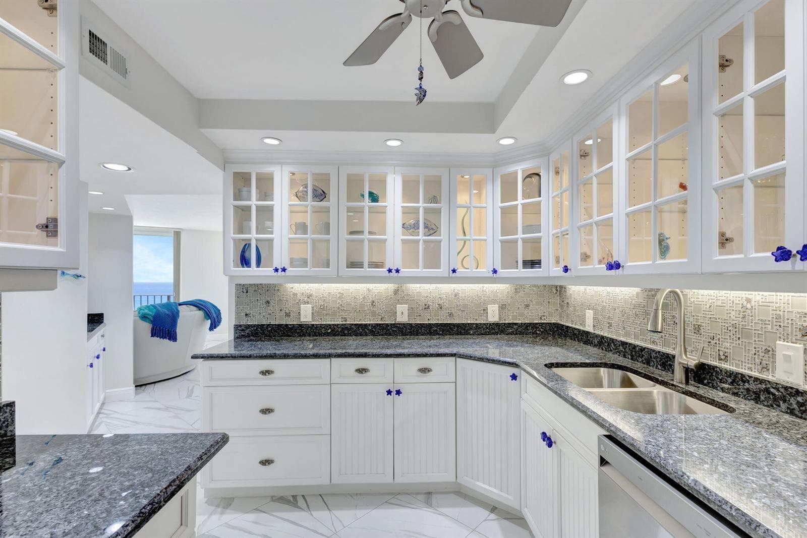 5420 N Ocean Drive 1401