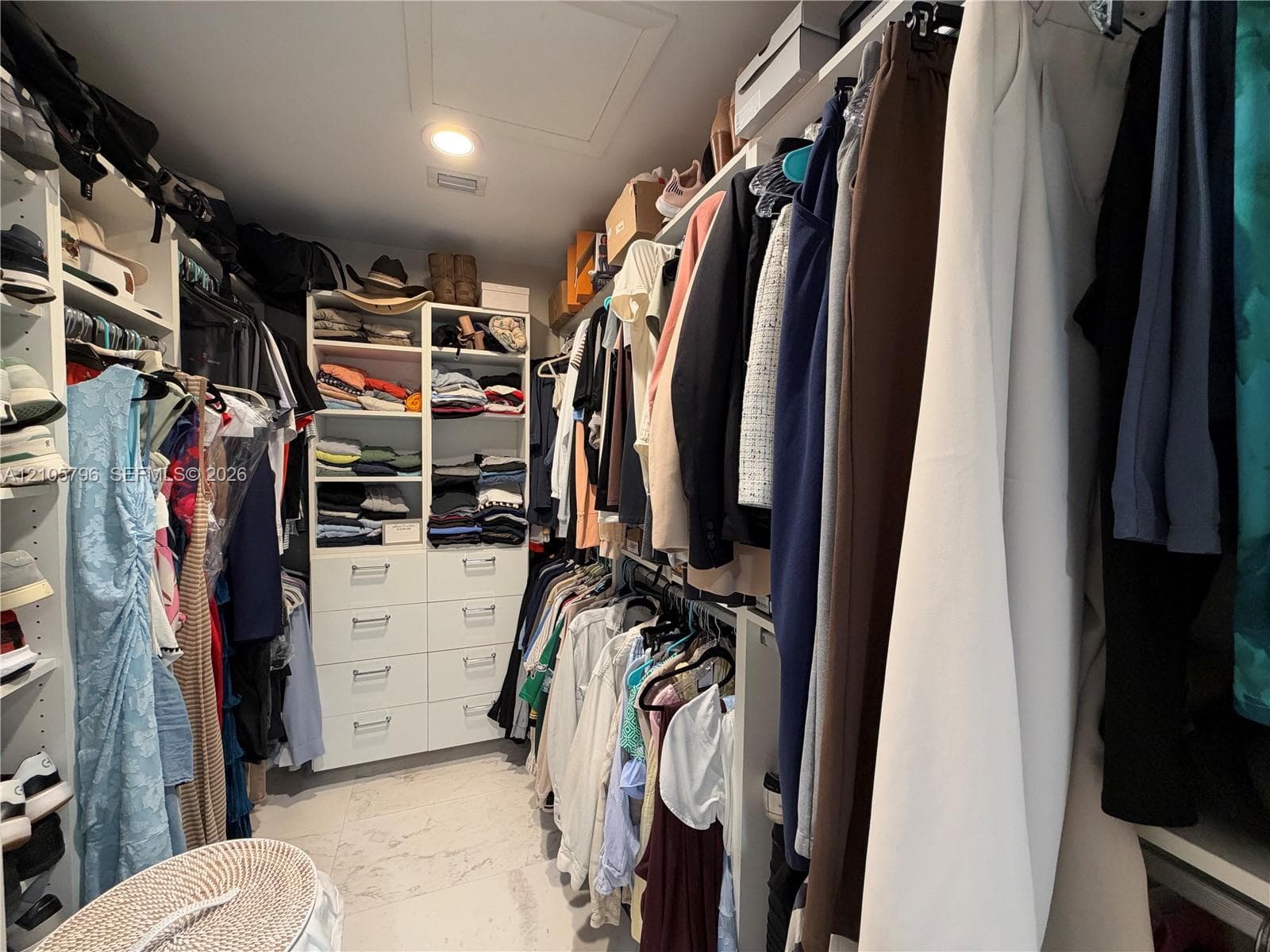 Walk-in closet