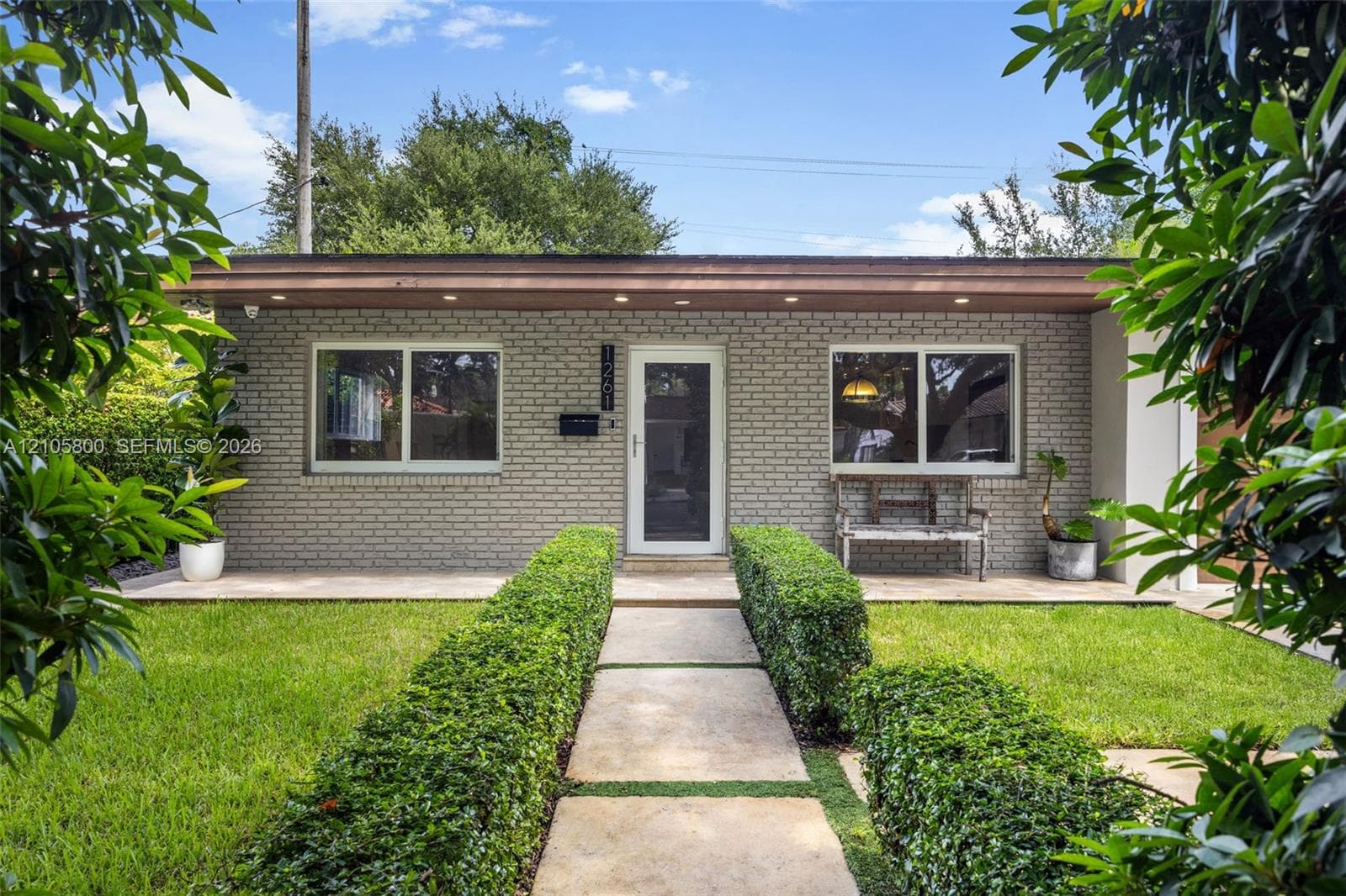 1261 San Miguel Ave photo 4