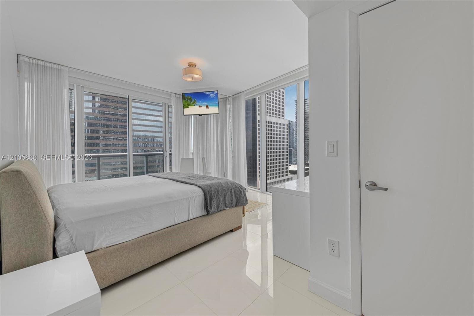 Icon Brickell II · #2411 in Miami - Photo 11