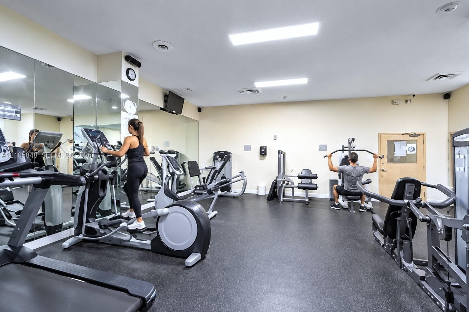 WINSTON TOWERS 200 · #212 in Sunny Isles Beach - Photo 23