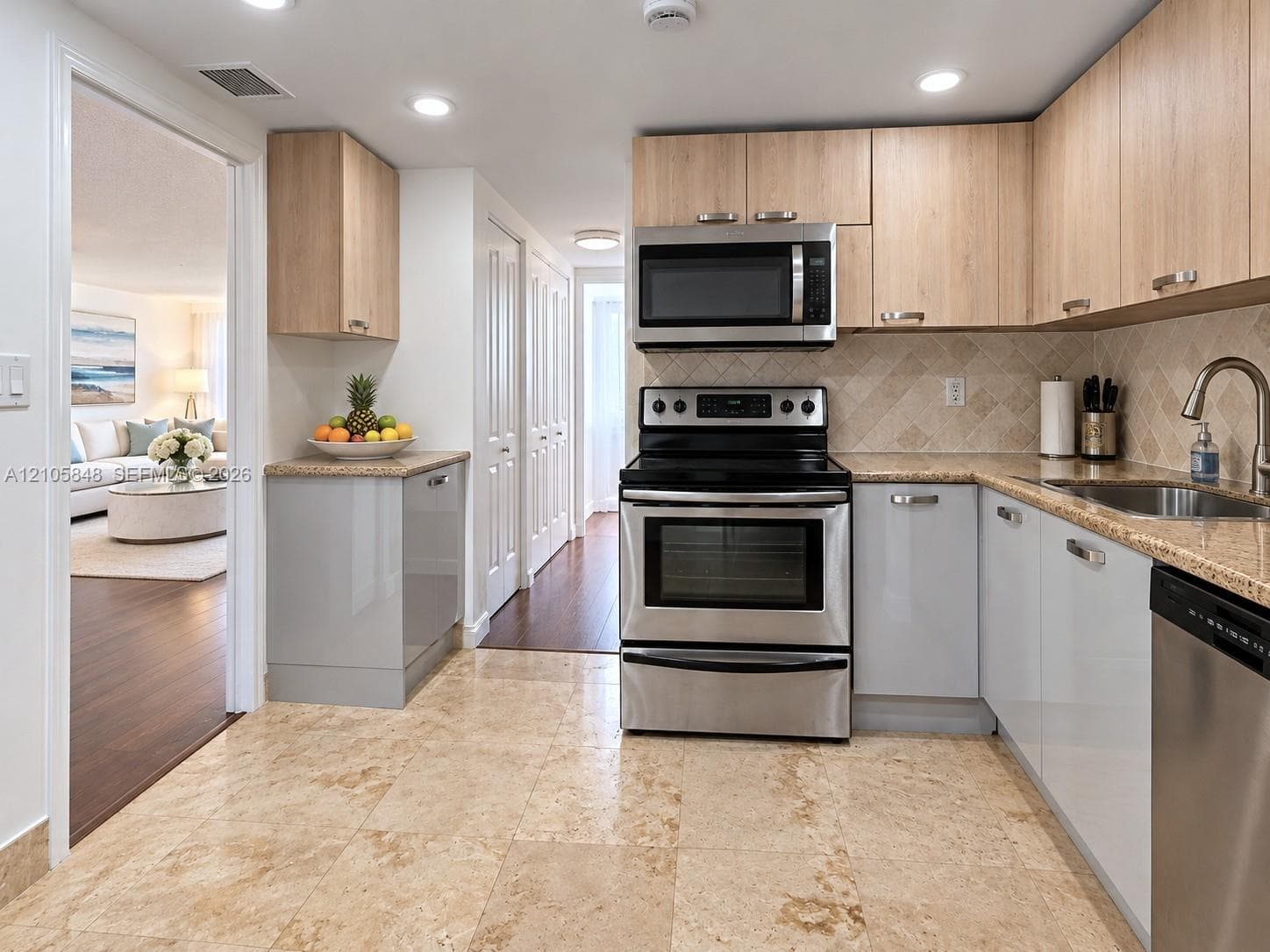 WINSTON TOWERS 200 · #212 in Sunny Isles Beach - Photo 13