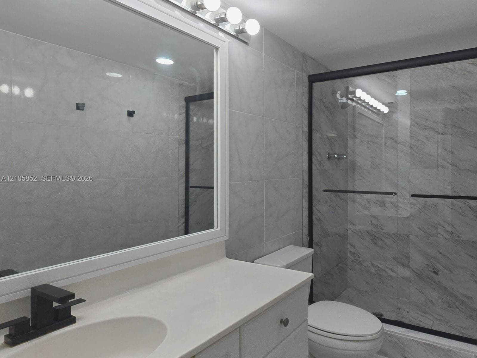 OCEANVIEW BUILDING B COND · #1002 in Sunny Isles Beach - Photo 9