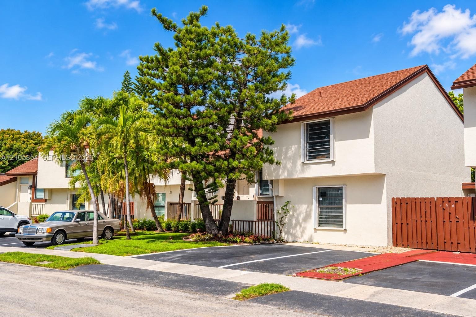 East Wind Lake Village in Miami - Photo 48
