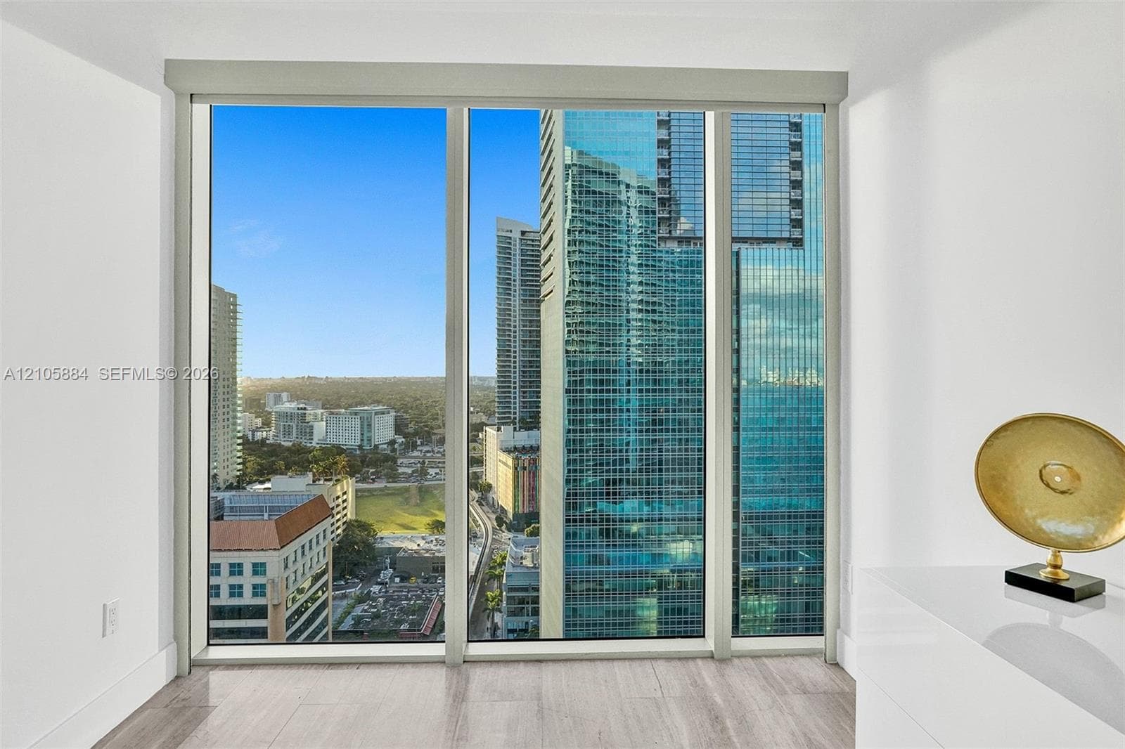 Brickell House · #2702 in Miami - Photo 6