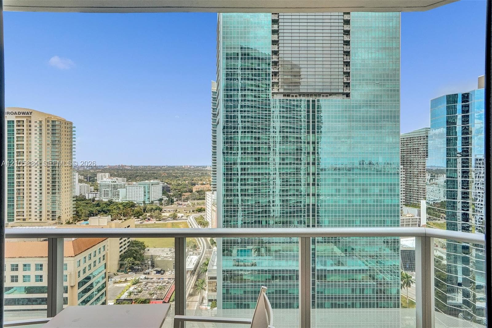 Brickell House · #2702 in Miami - Photo 42