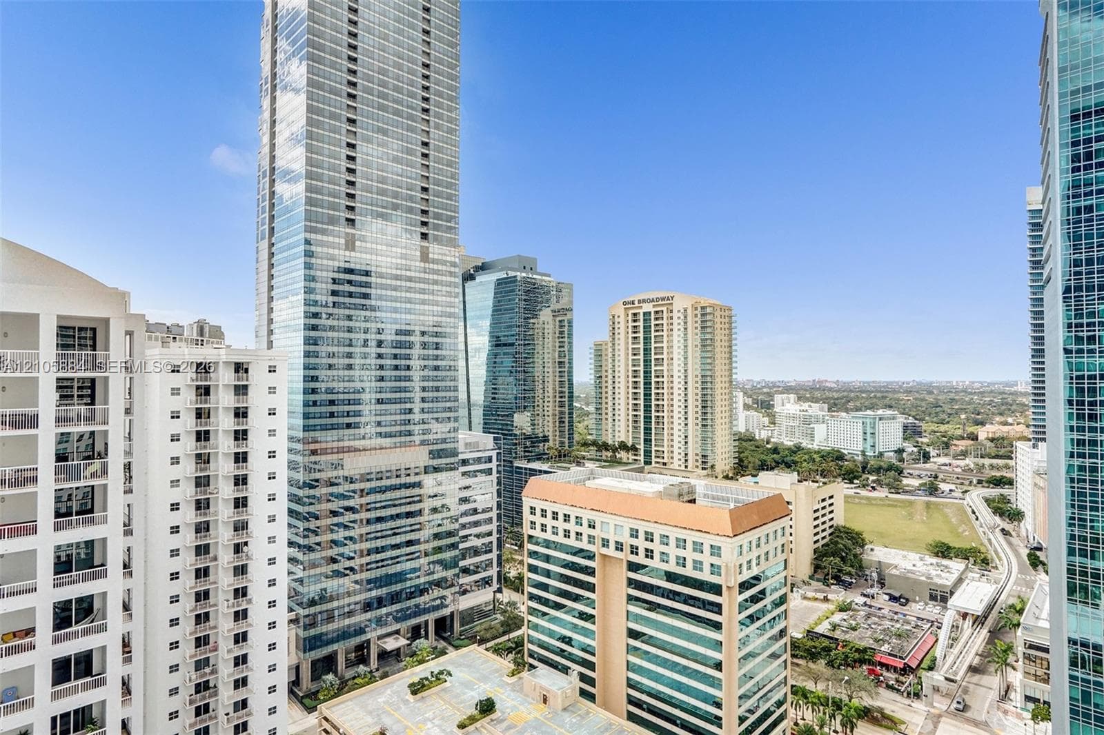 Brickell House · #2702 in Miami - Photo 38