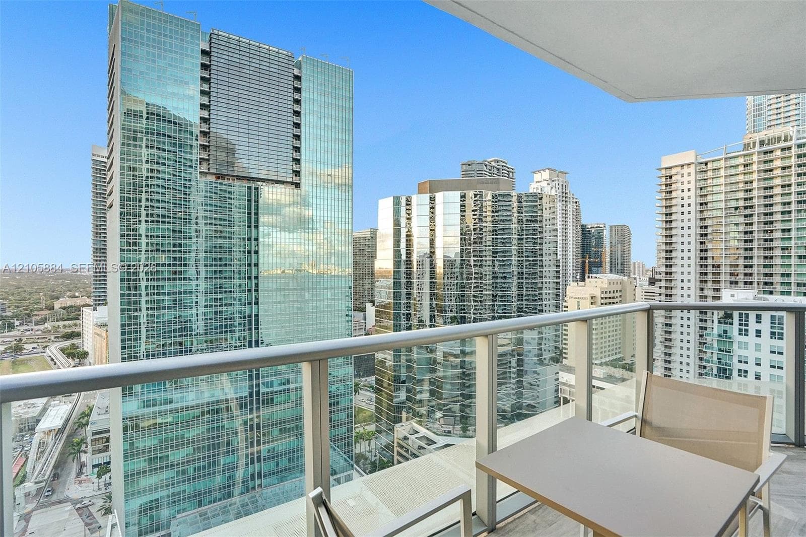 Brickell House · #2702 in Miami - Photo 33