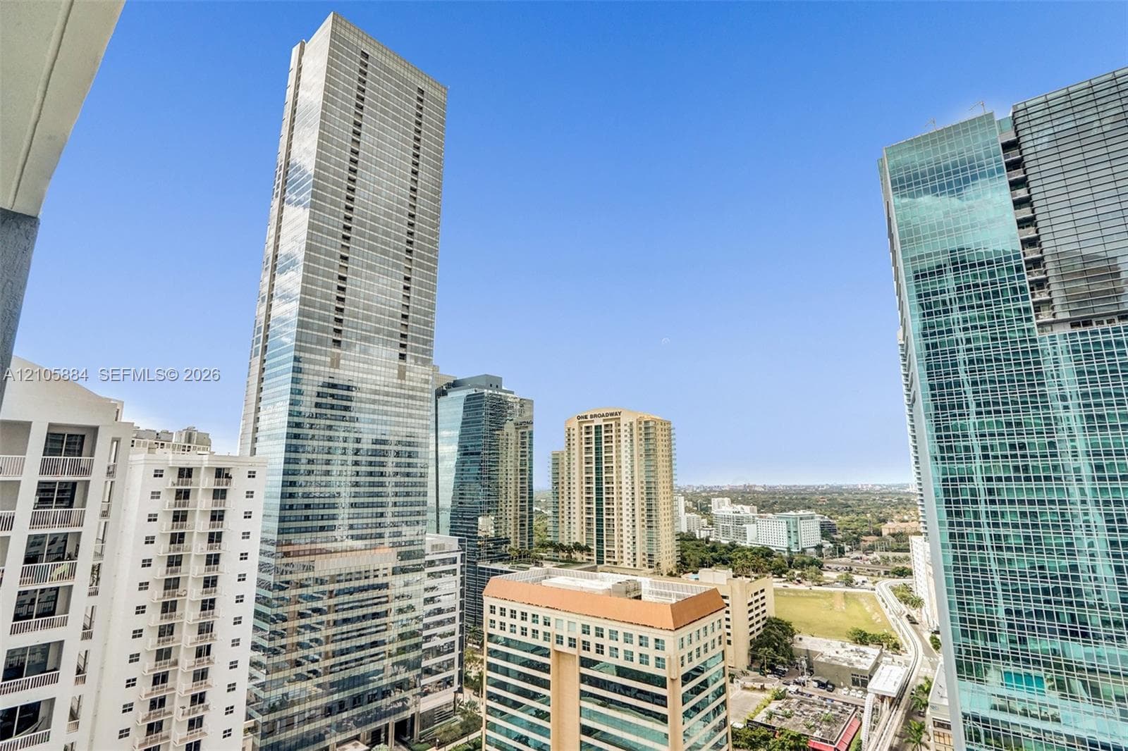 Brickell House · #2702 in Miami - Photo 41