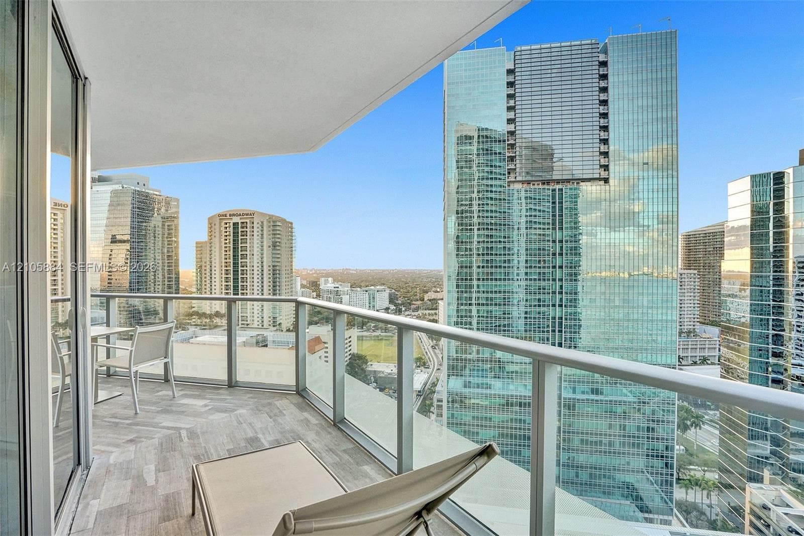 Brickell House · #2702 in Miami - Photo 37