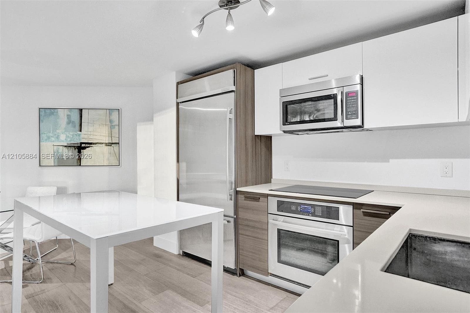 Brickell House · #2702 in Miami - Photo 25