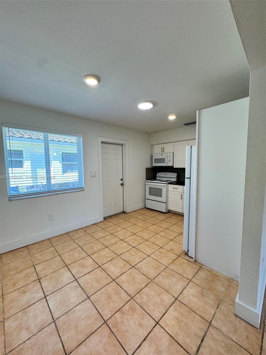 FULFORD BY THE SEA SEC D · #A in North Miami Beach - Photo 11