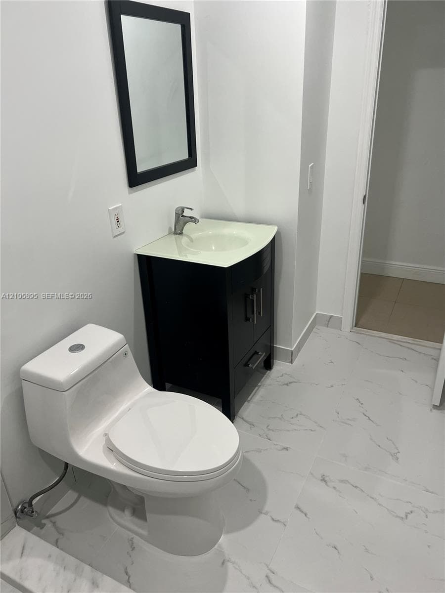 14720 SW 103 CT photo 3