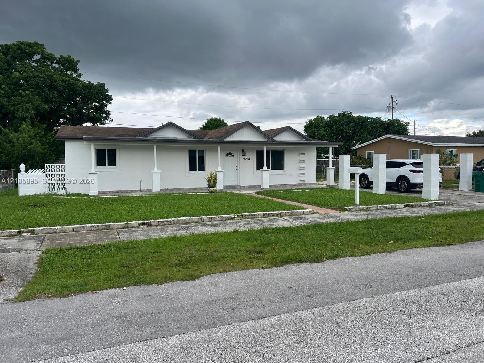 14720 SW 103 CT photo 1