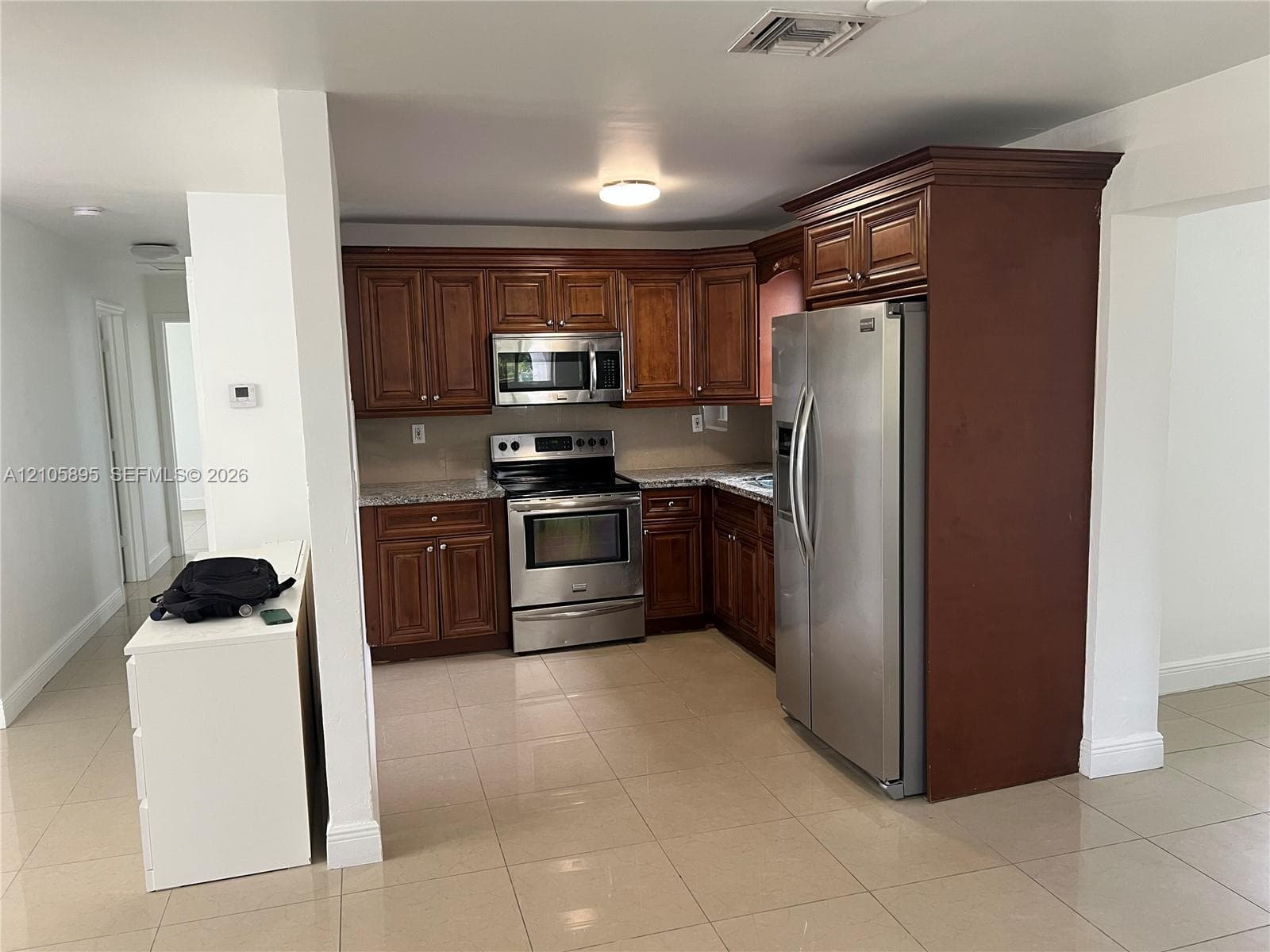 14720 SW 103 CT photo 4