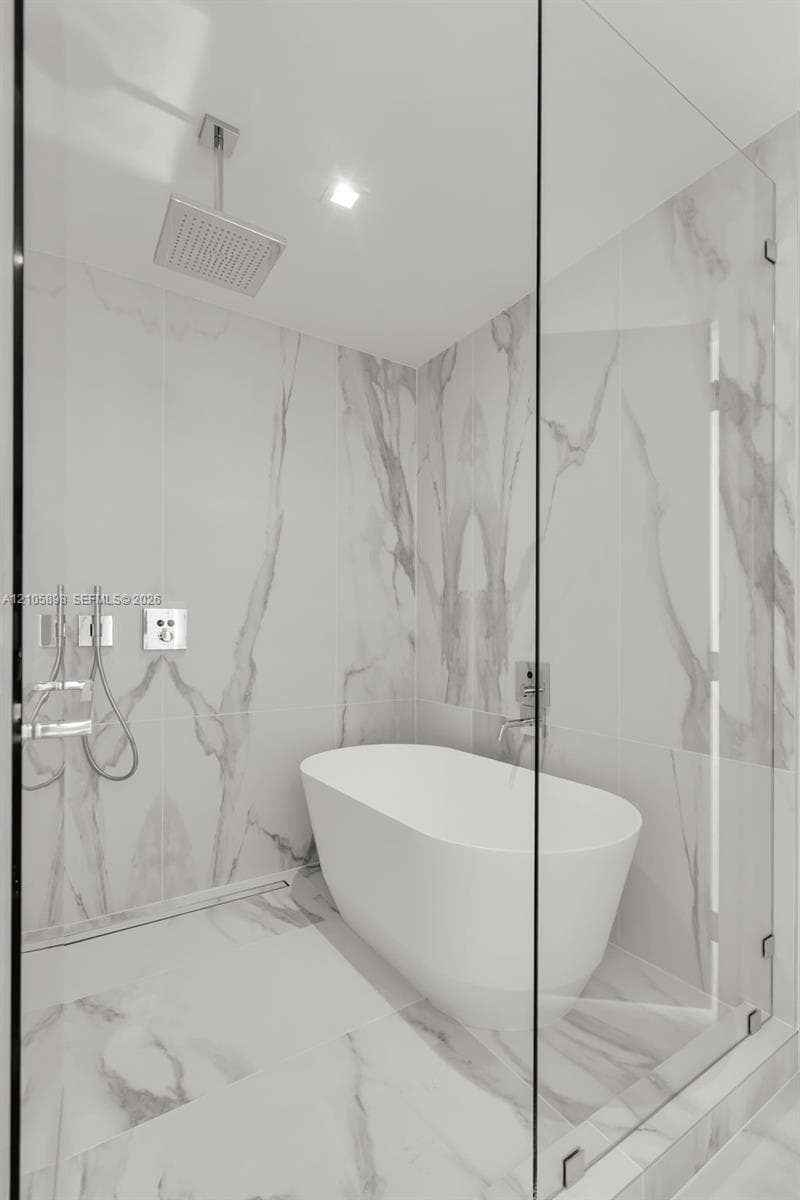 Casa Bella · #4105 in Miami - Photo 17