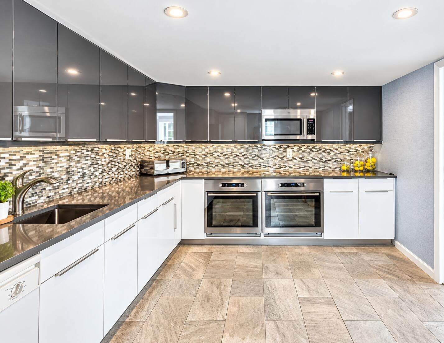 Amenity Kitchen